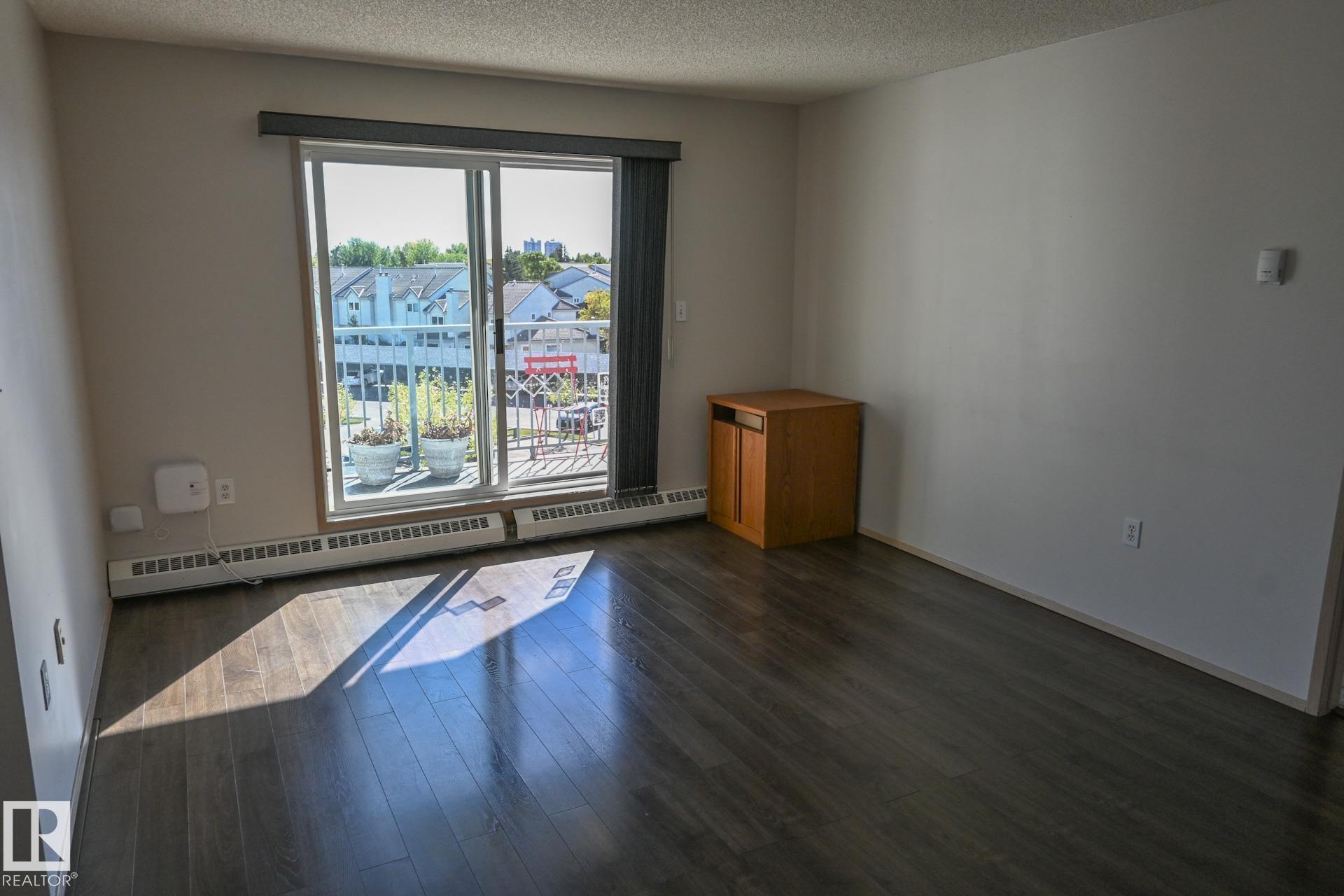 Fifth View of 429 9620 174 Street, Terra Losa, Edmonton, Alberta, T5T 6B9