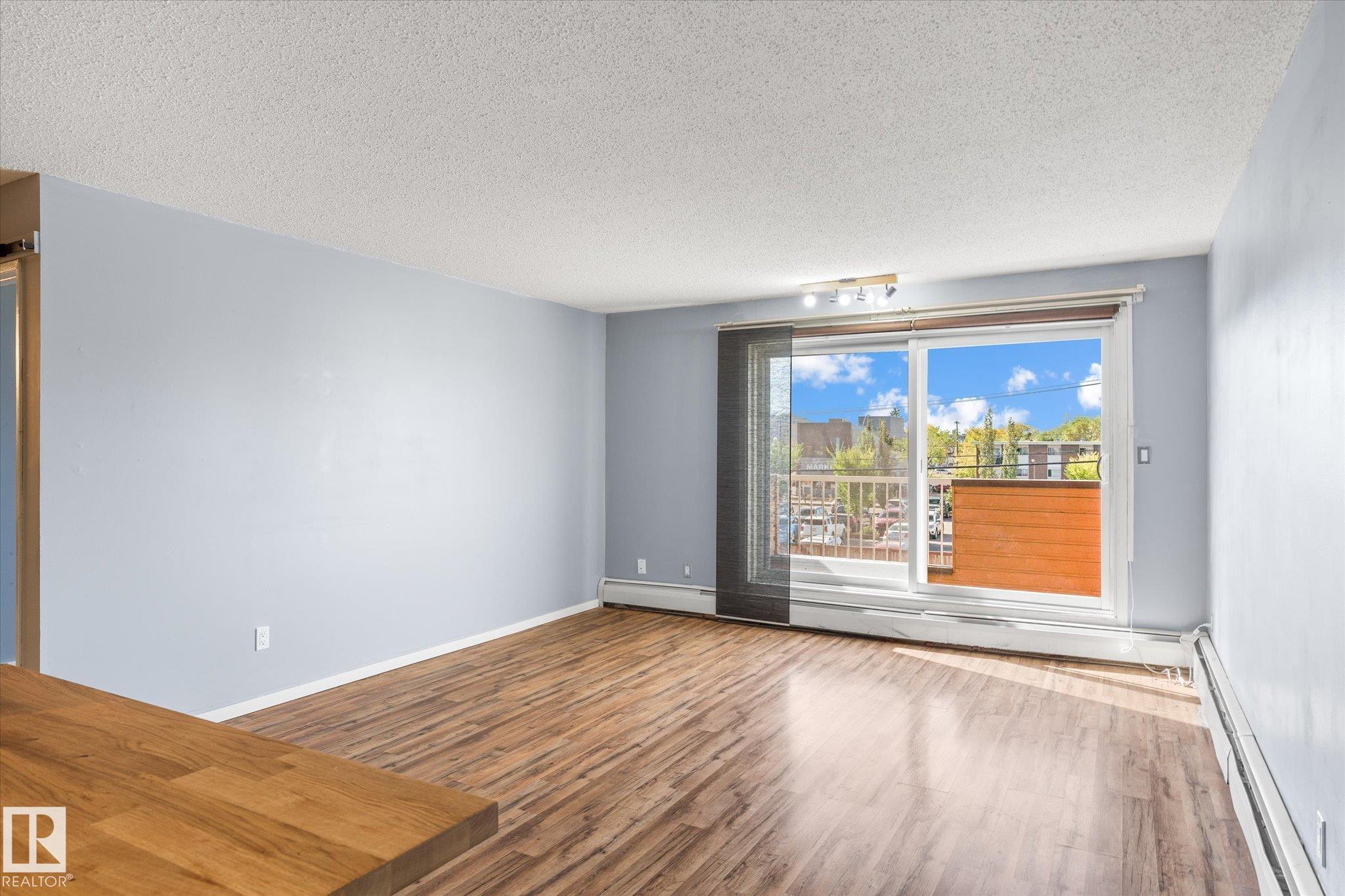 Fourth View of 202 10620 104 Street, Central Mcdougall, Edmonton, Alberta, T5H 2W2