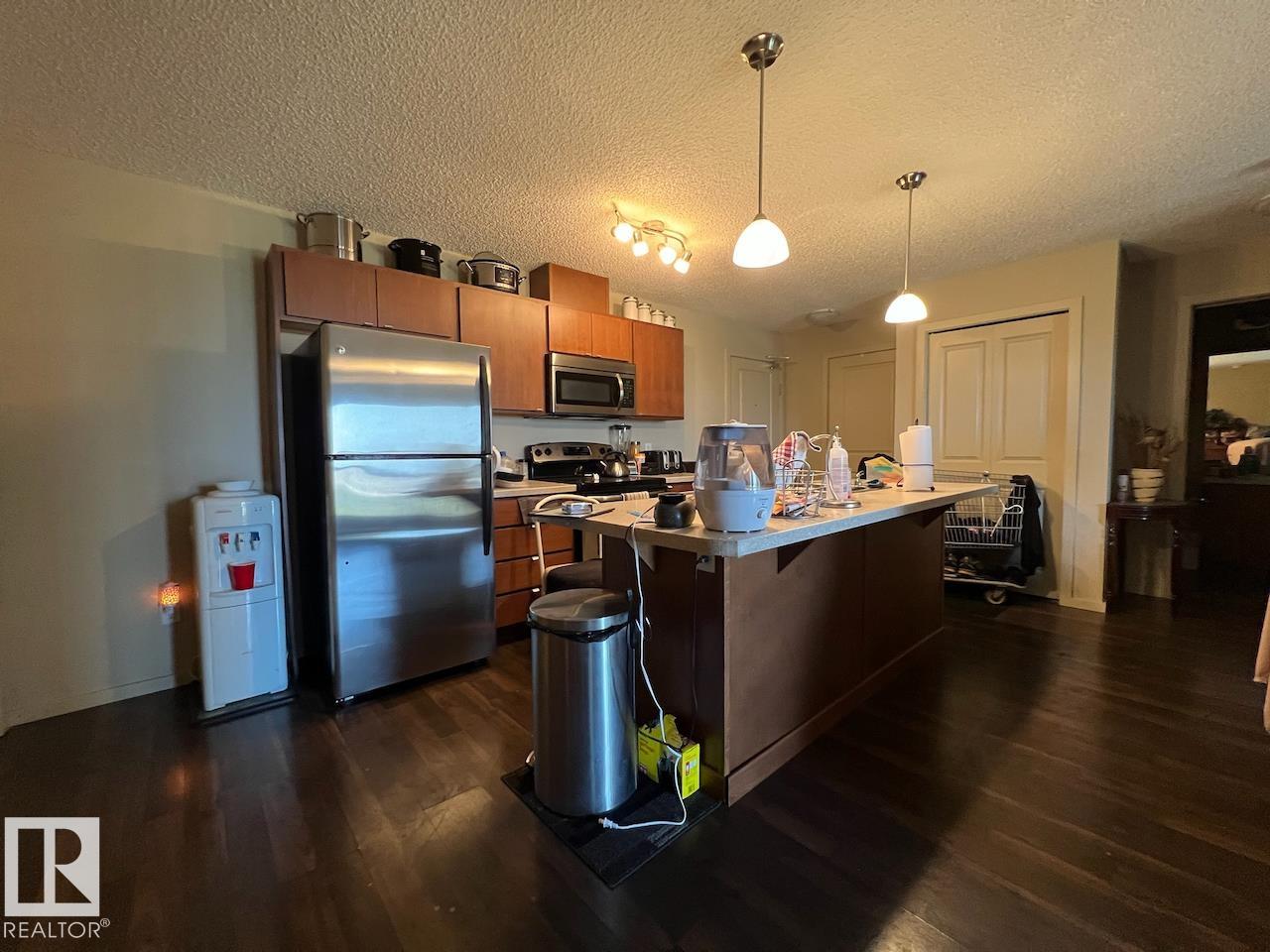 Fifth View of 459 1196 HYNDMAN Road, Canon Ridge, Edmonton, Alberta, T5A 0X8