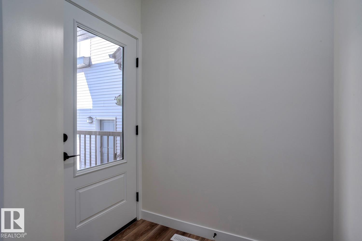 Second View of 319 28 Street, Alces, Edmonton, Alberta, T6X 1A7