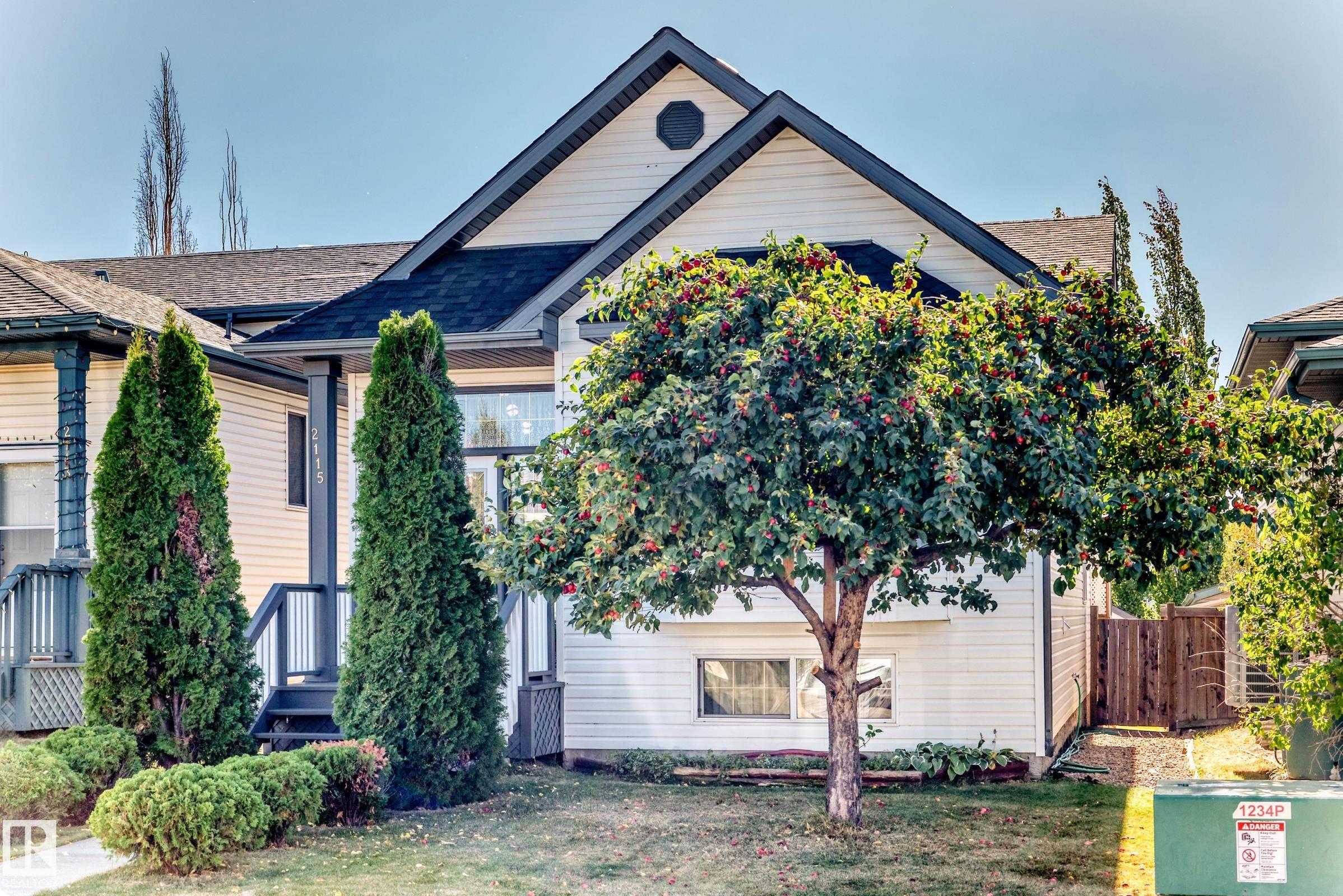 Second View of 2115 36 Avenue, Wild Rose, Edmonton, Alberta, T6T 1S3