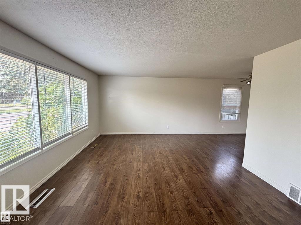 Fifth View of Royal Gardens (Edmonton), Edmonton, Alberta, T6J 0R1