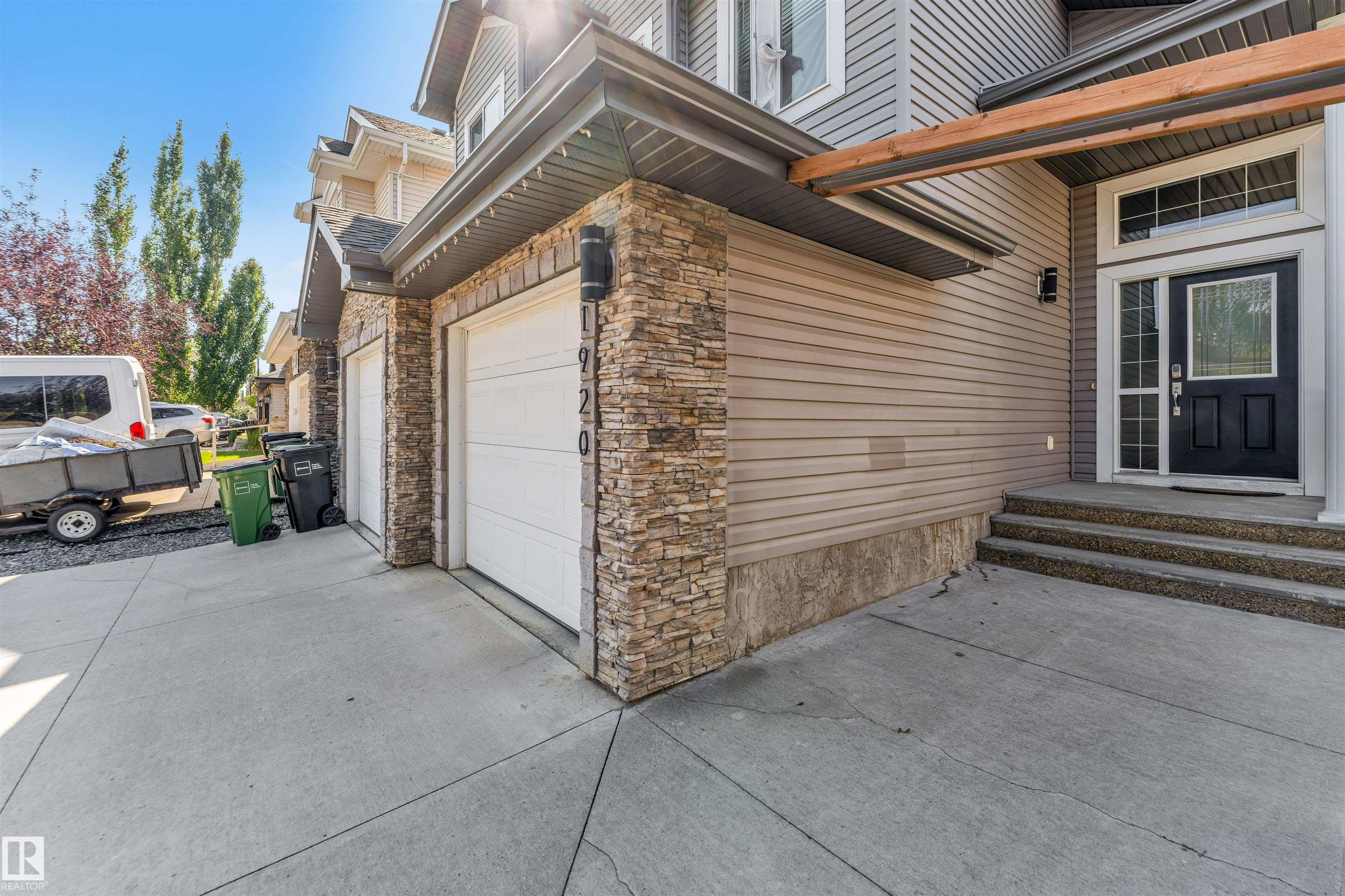 Fifth View of 1920 69 St., Summerside, Edmonton, Alberta, T6X 0L8