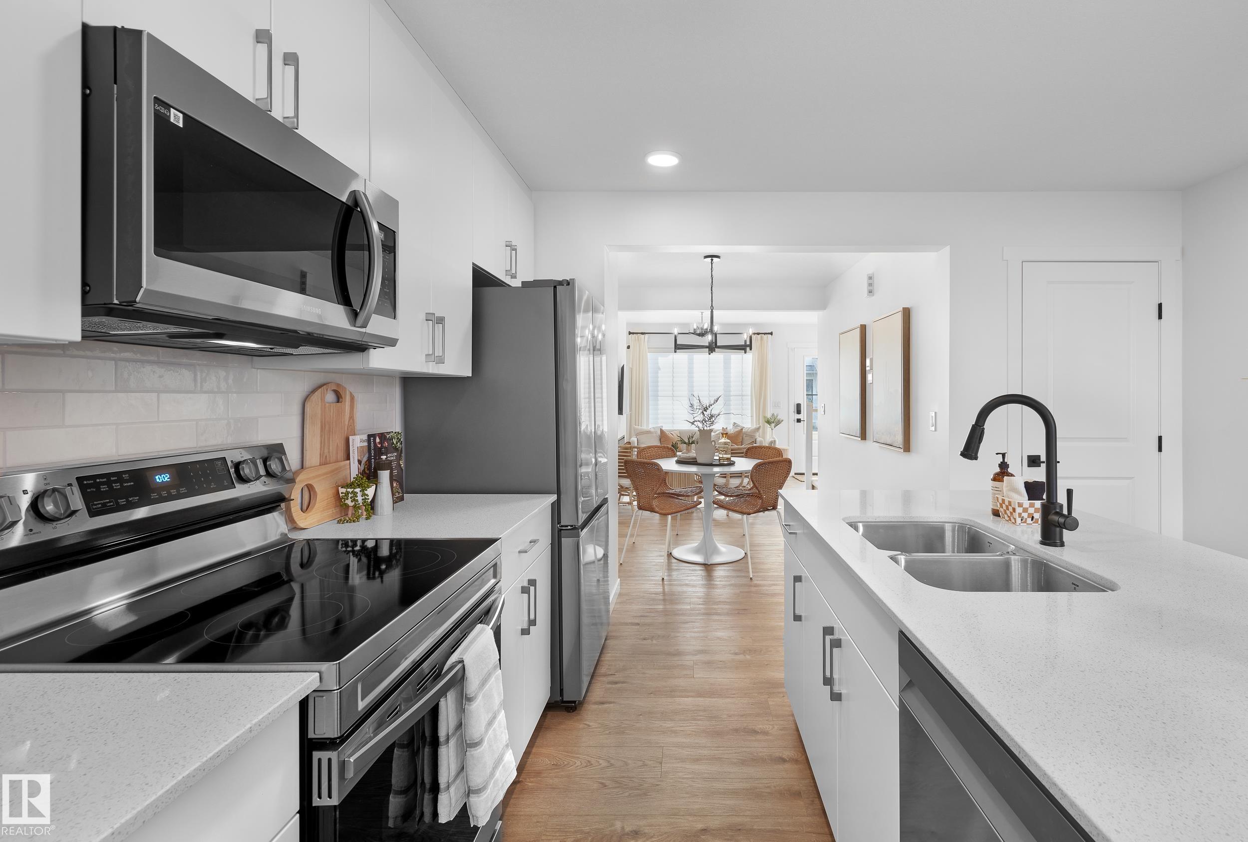 Fifth View of 433 ASTER Drive, Aster, Edmonton, Alberta, T6T 2N8