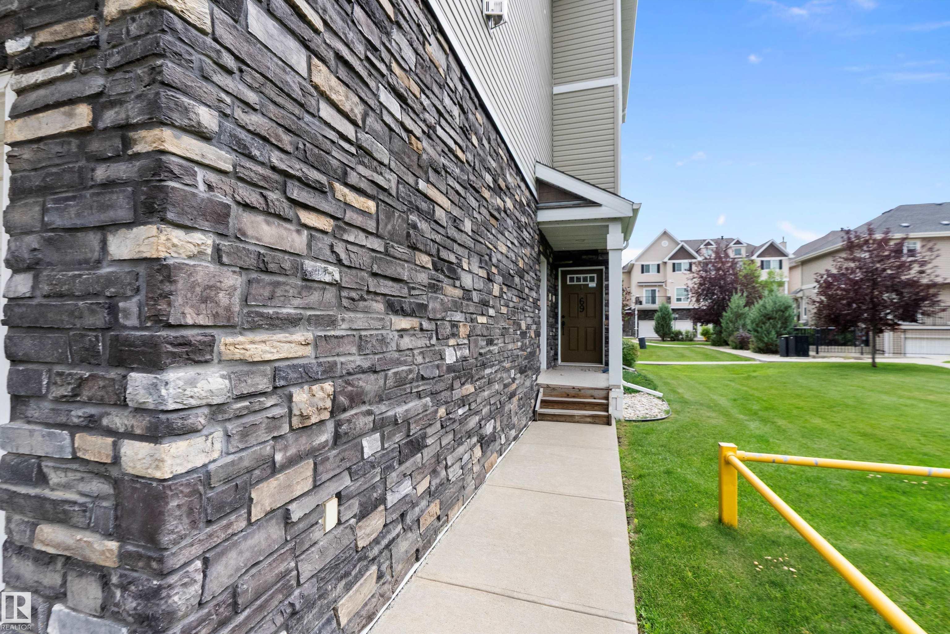 Third View of 69 7293 South Terwillegar Drive NW, South Terwillegar, Edmonton, Alberta, T6R 0N5