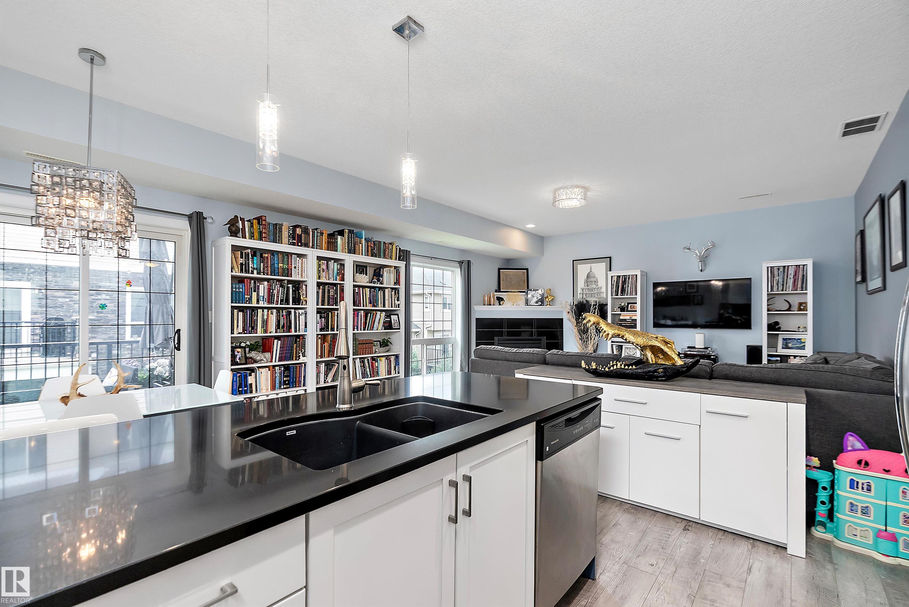 Fifth View of 69 7293 South Terwillegar Drive NW, South Terwillegar, Edmonton, Alberta, T6R 0N5