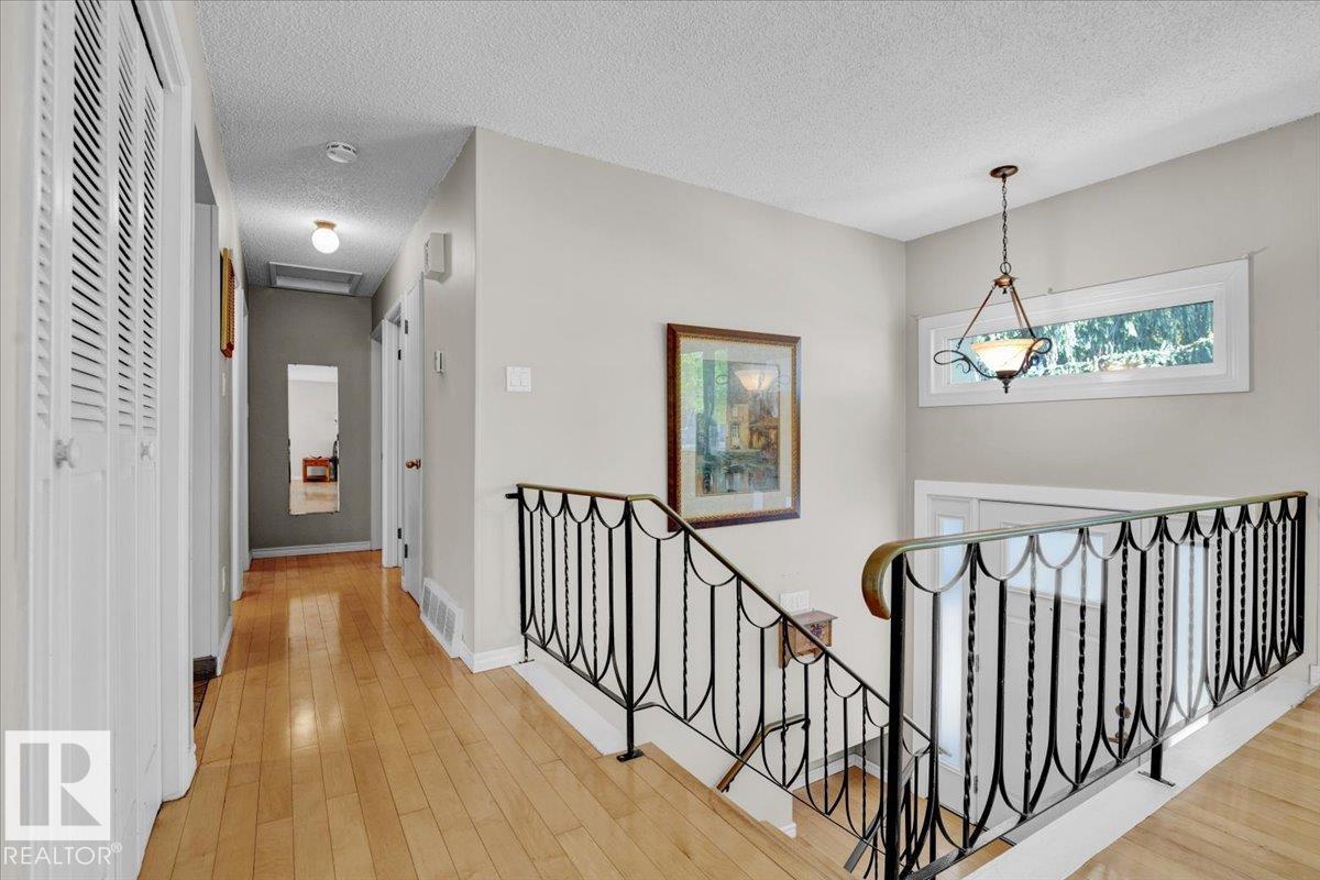 Fourth View of 11914 40 Street, Beacon Heights, Edmonton, Alberta, T5W 2K9