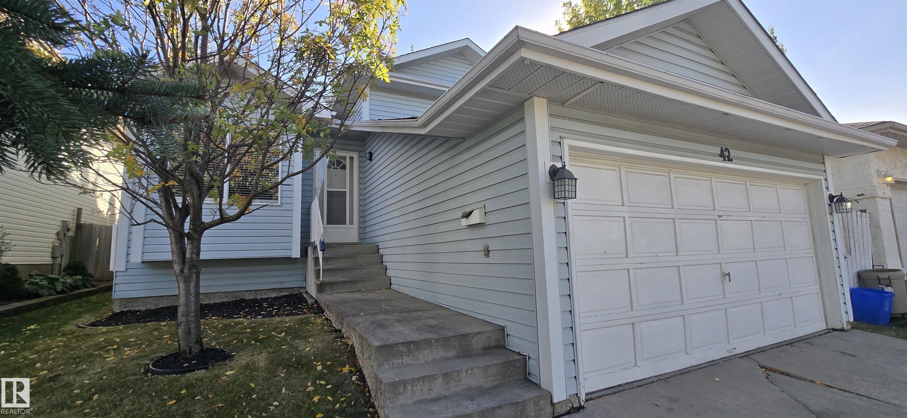 42 BLUEBERRY Crescent, E4459866, Alberta,