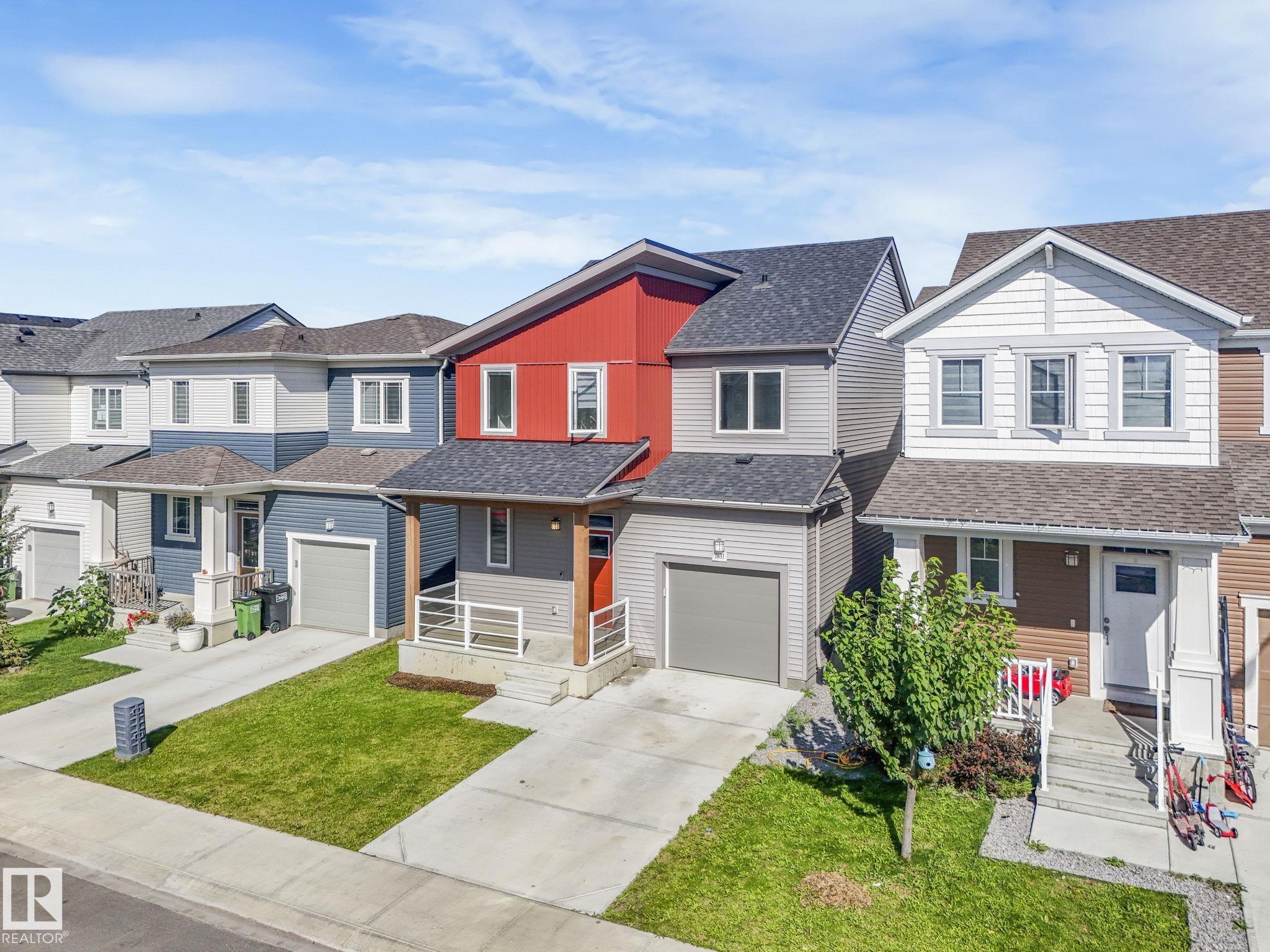Fourth View of 1631 203 Street, Stillwater, Edmonton, Alberta, T6M 1K7
