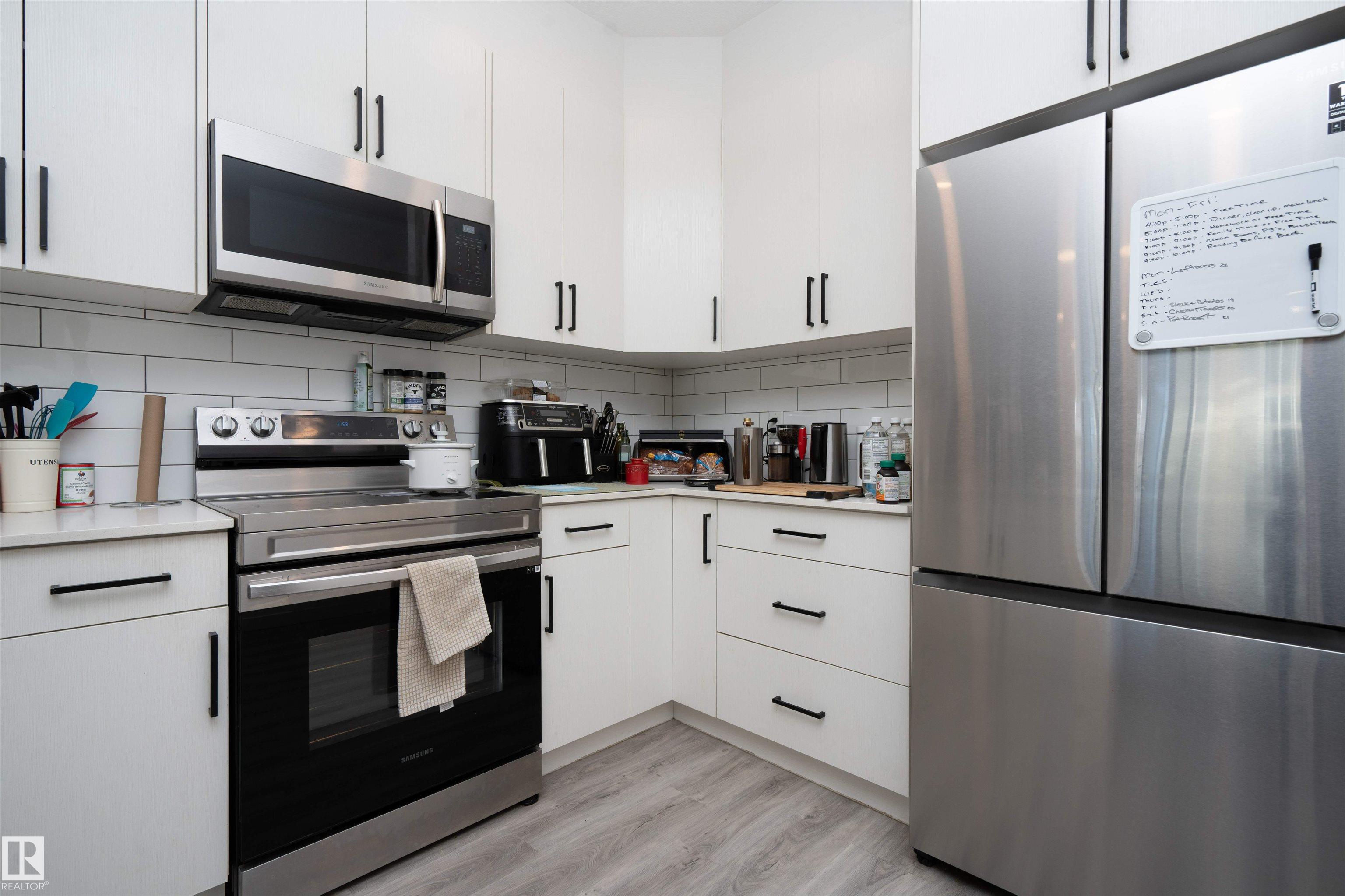 Fifth View of 1235 PODERSKY Wynd, Paisley, Edmonton, Alberta, T6W 4W3