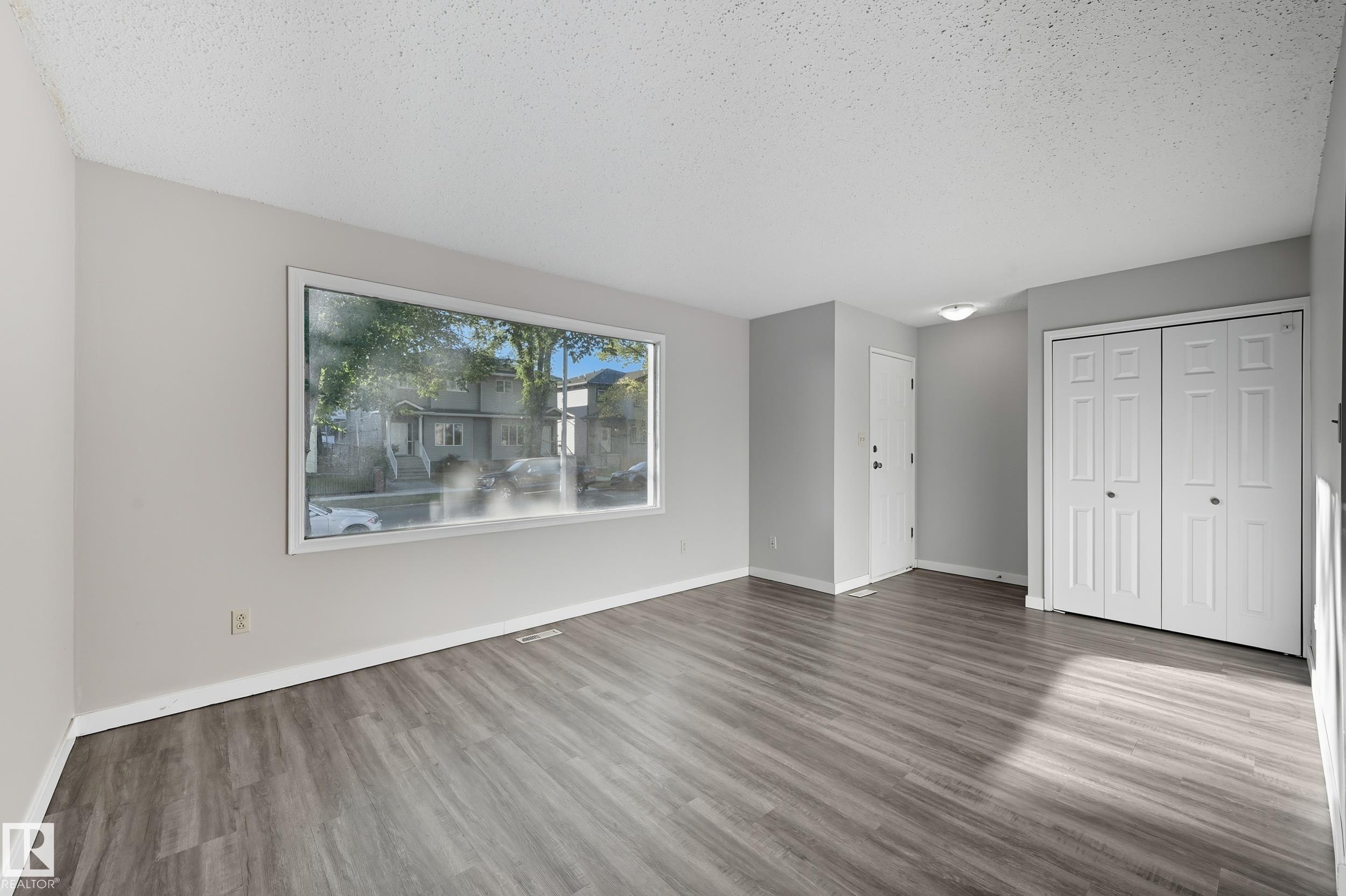 Fifth View of 12707 12709 122 Street, Calder, Edmonton, Alberta, T5E 0L3