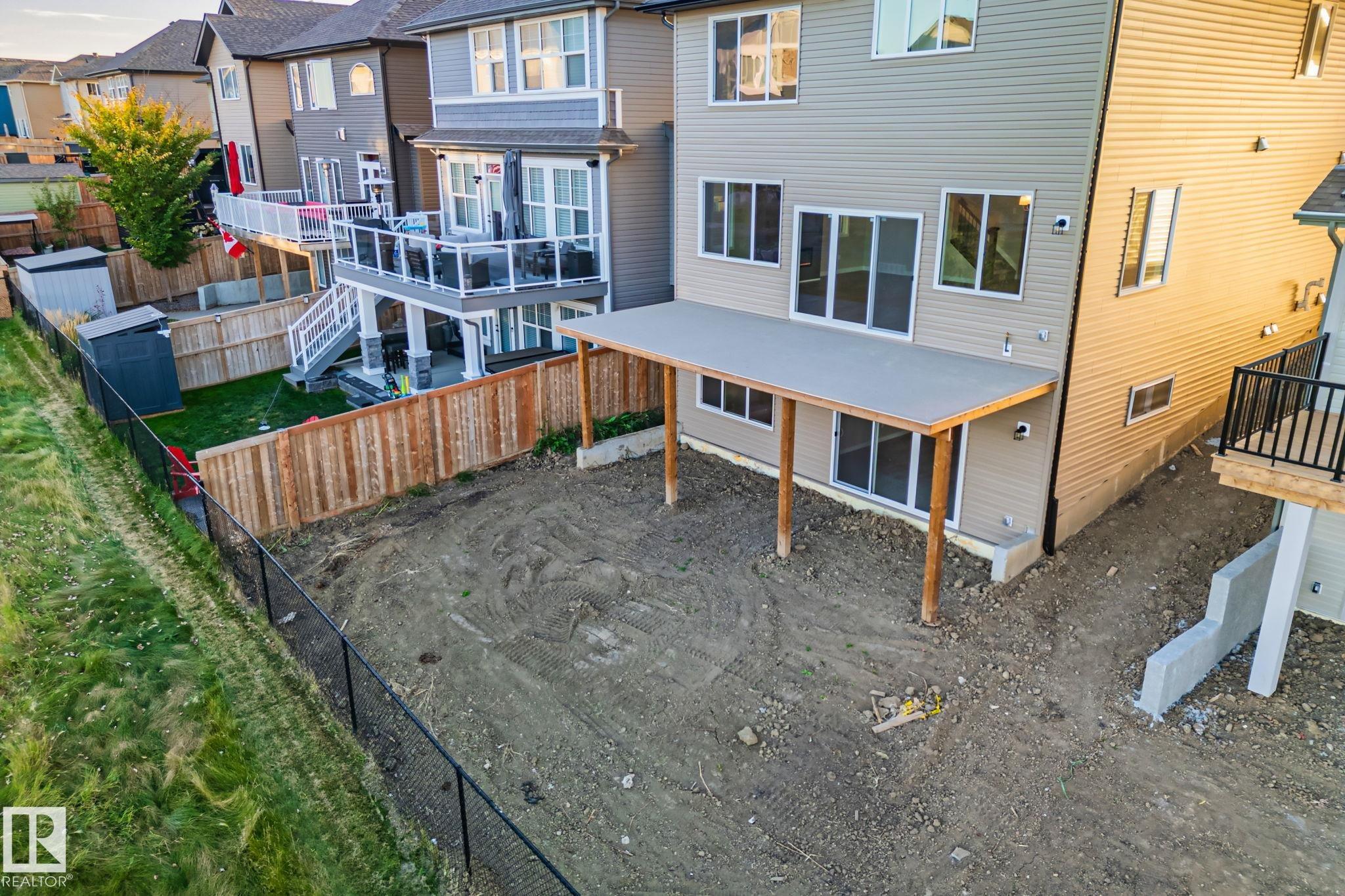 Fifth View of 41 Savoy Cr, Summerwood, Sherwood Park, Alberta, T8H 2Y3