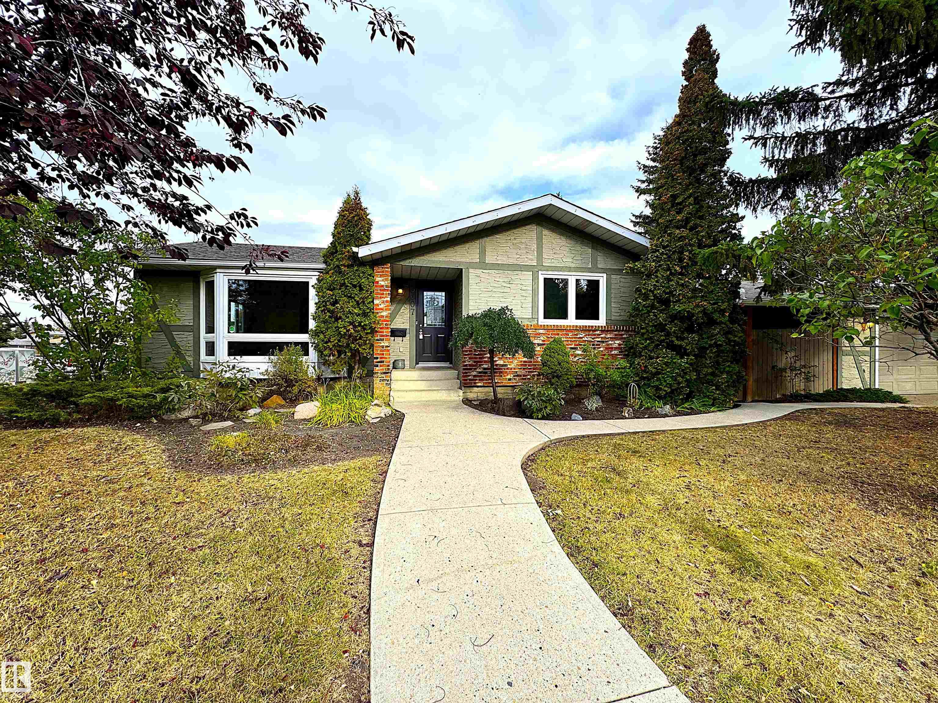 3607 104 Street, E4460058, Alberta,