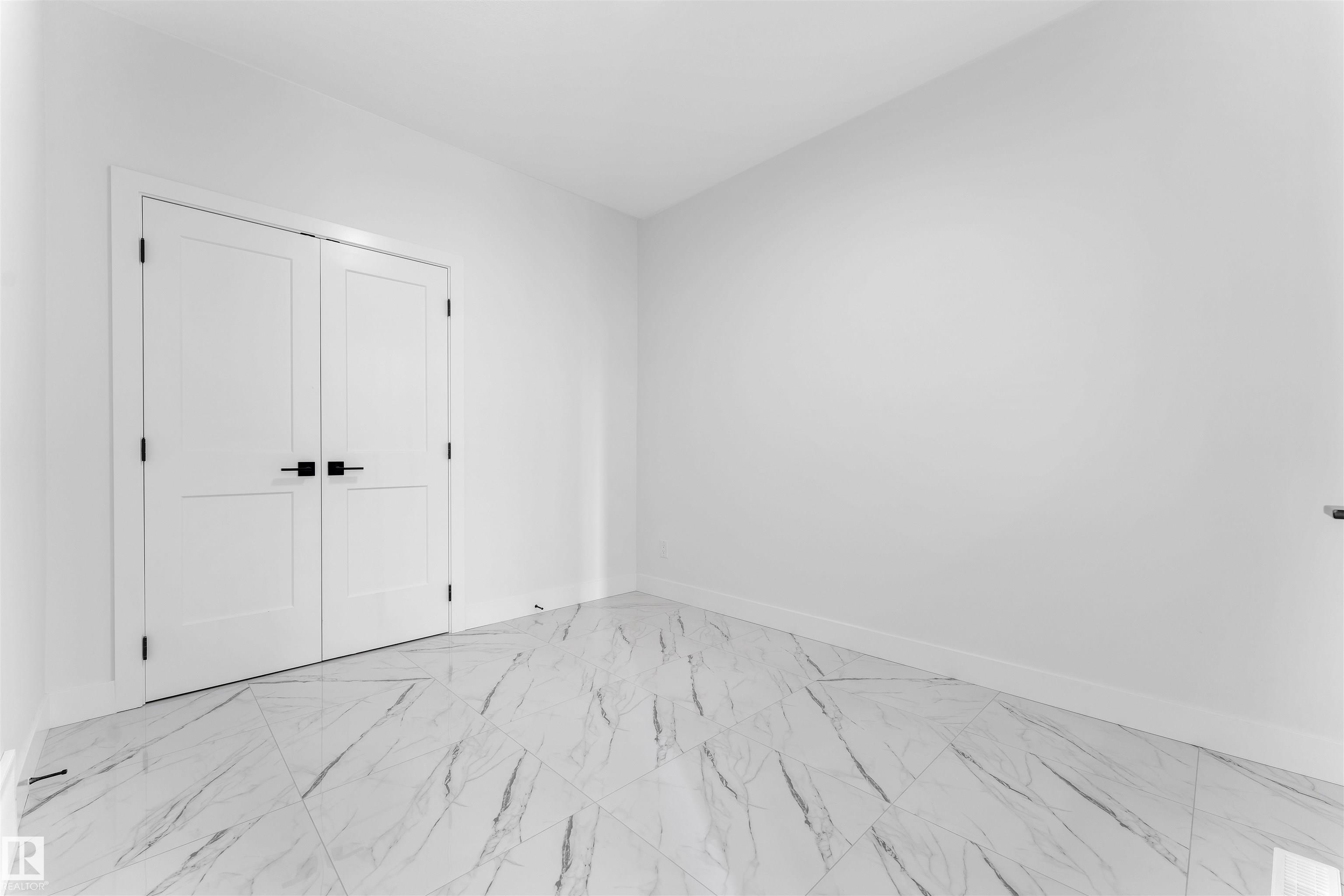 Fourth View of 415 Pine Point(e), Woodbend, Leduc, Alberta, T9E 1S7