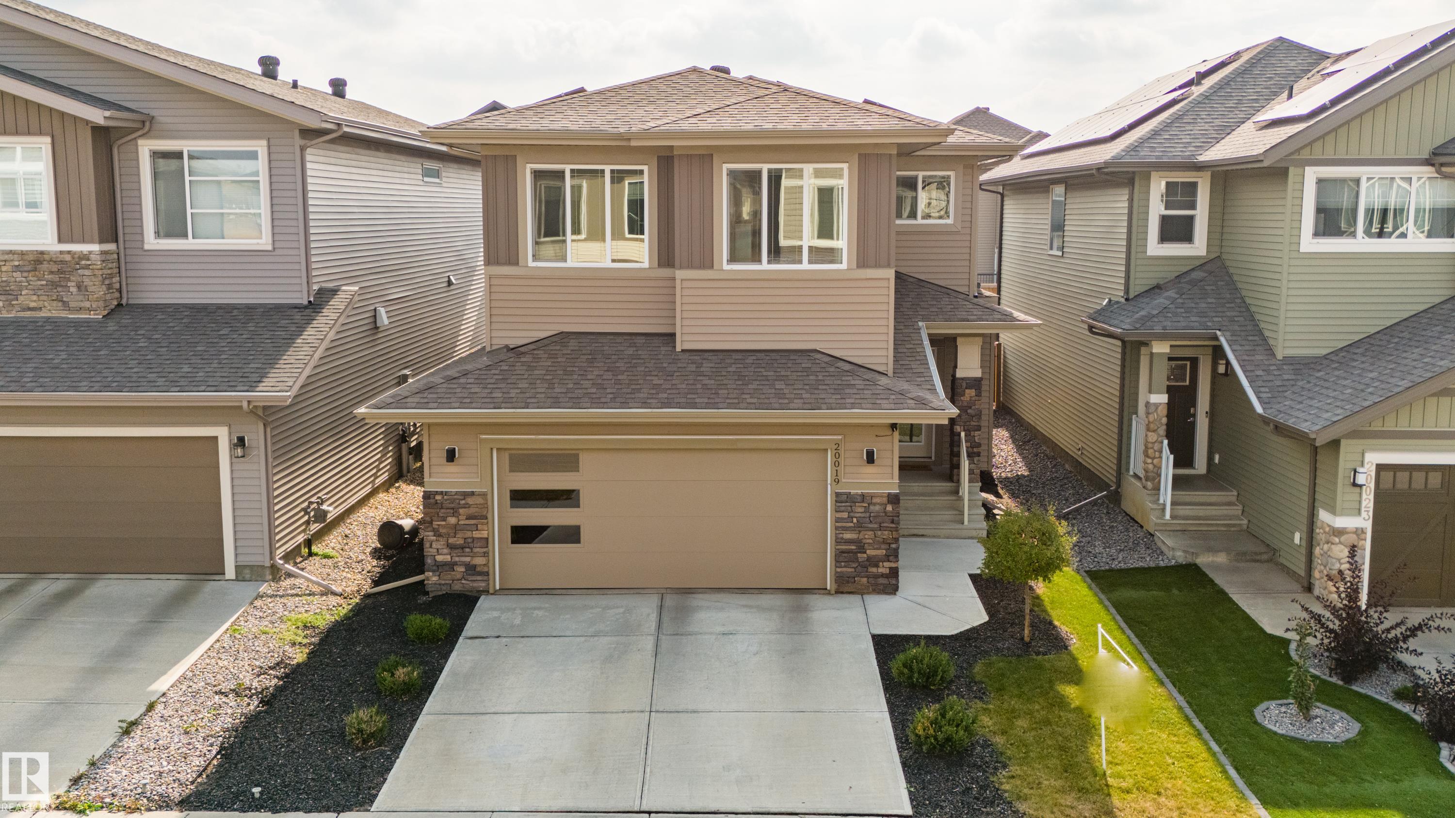 20019 29 Avenue, E4460370, Alberta,