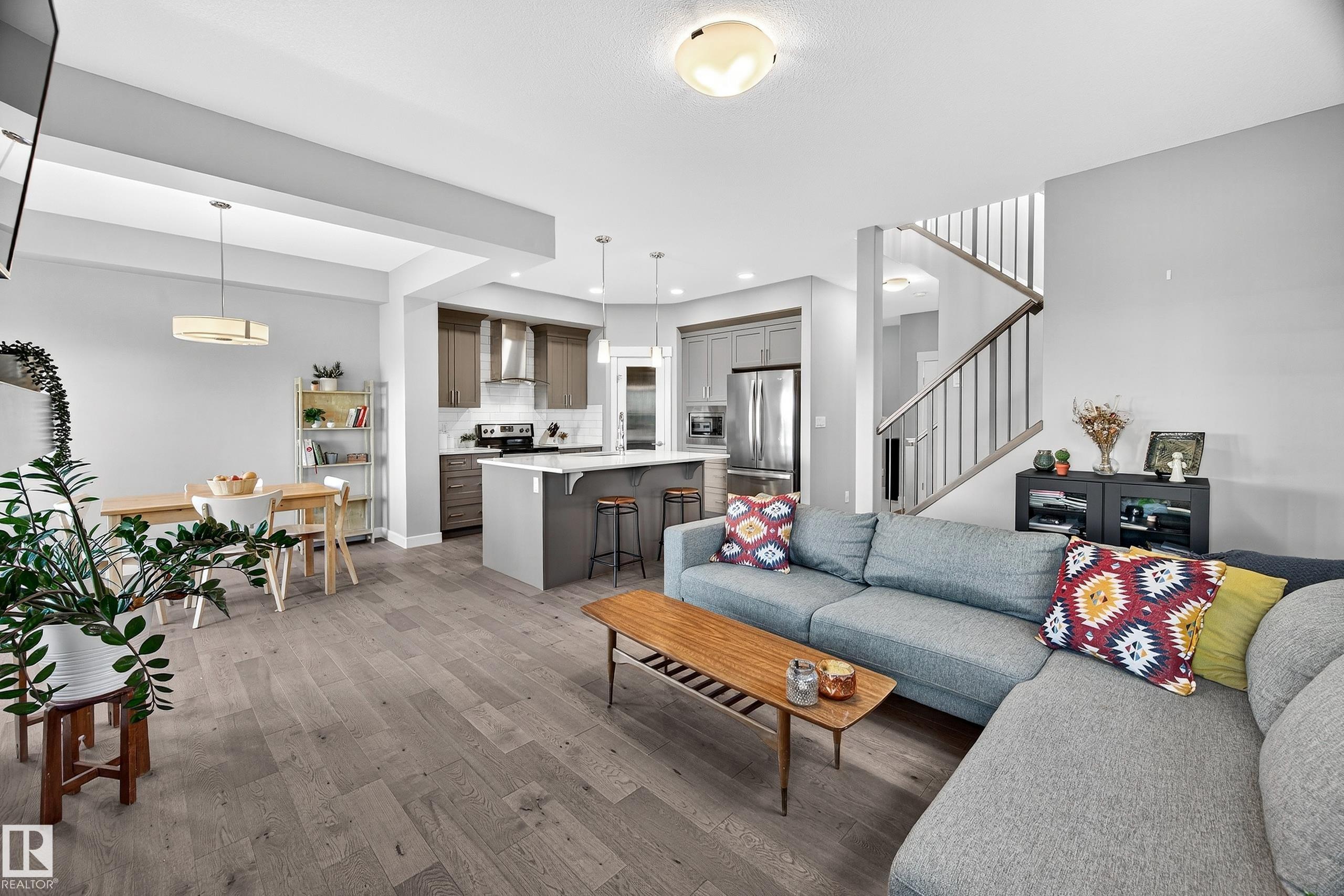 Fourth View of 22540 82 Avenue NW, Rosenthal (Edmonton), Edmonton, Alberta, T5T 7G1