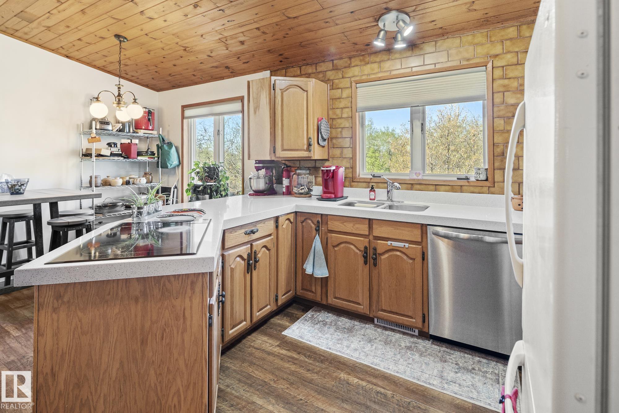 Fourth View of 19 56420 RGE ROAD 231, Gibbonslea, Rural Sturgeon County, Alberta, T0A 1N4