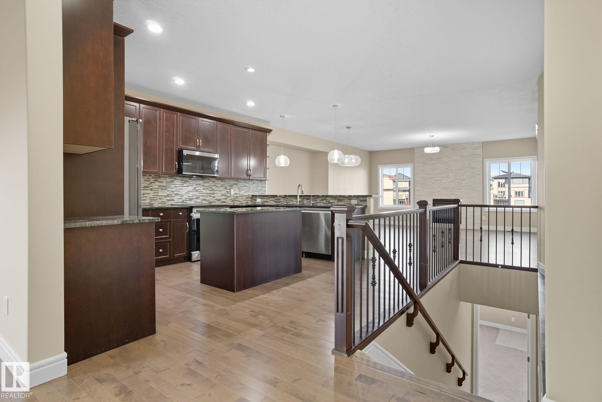 Fifth View of 9216 181 Avenue, Klarvatten, Edmonton, Alberta, T5Z 0K1