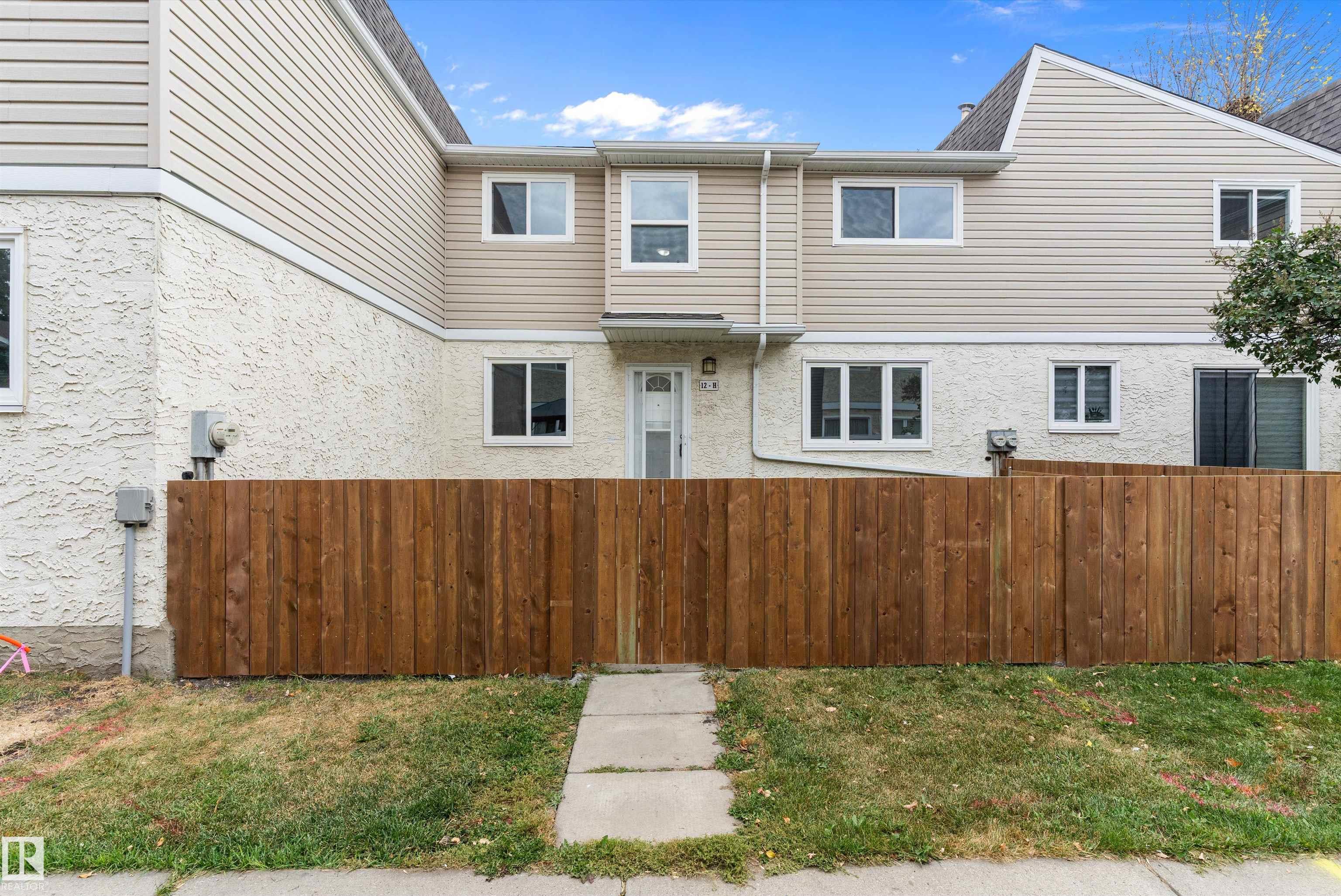 12H Clareview Village, E4460594, Alberta,