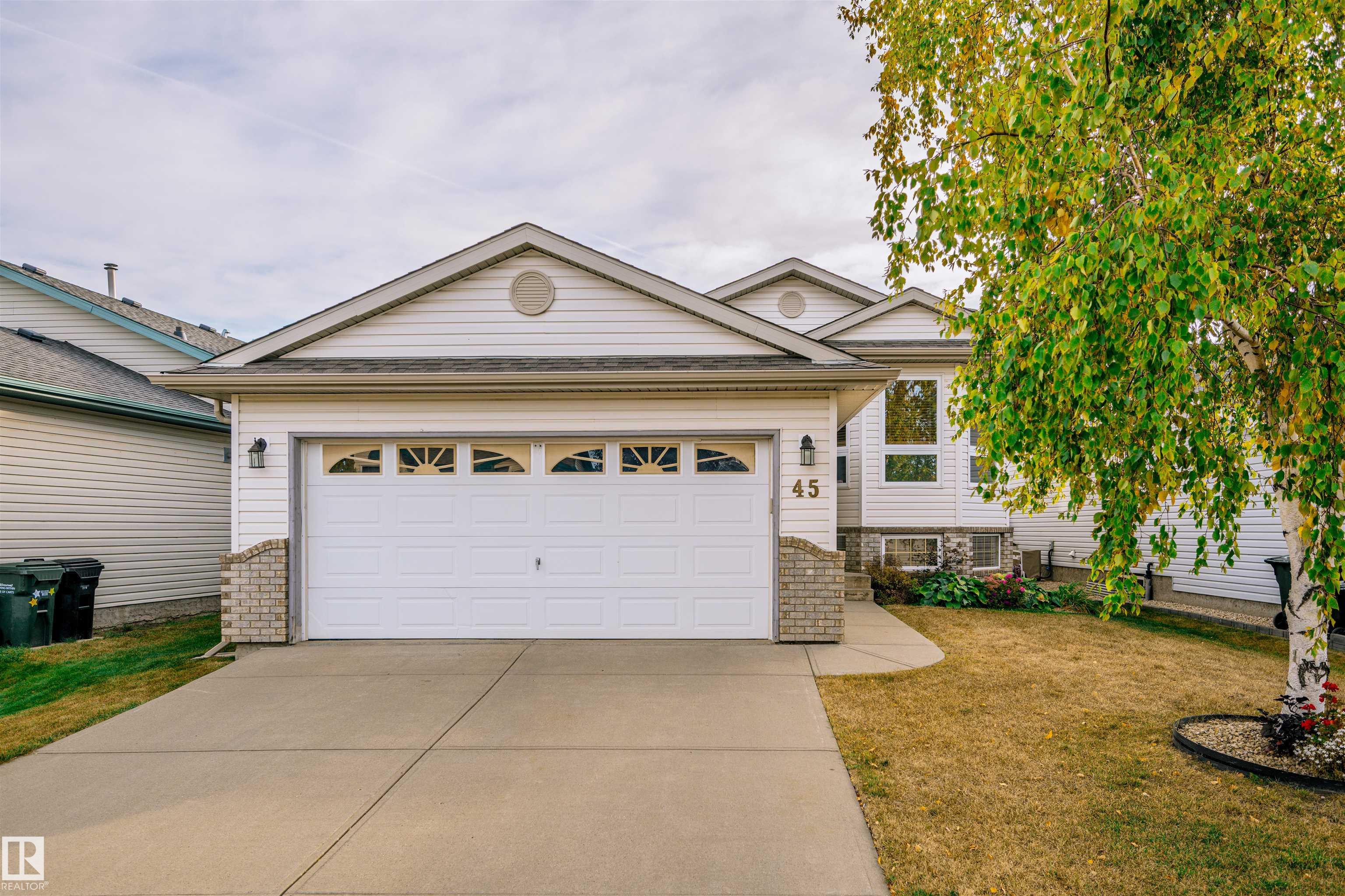 45 DORIAN Way, E4461596, Alberta,