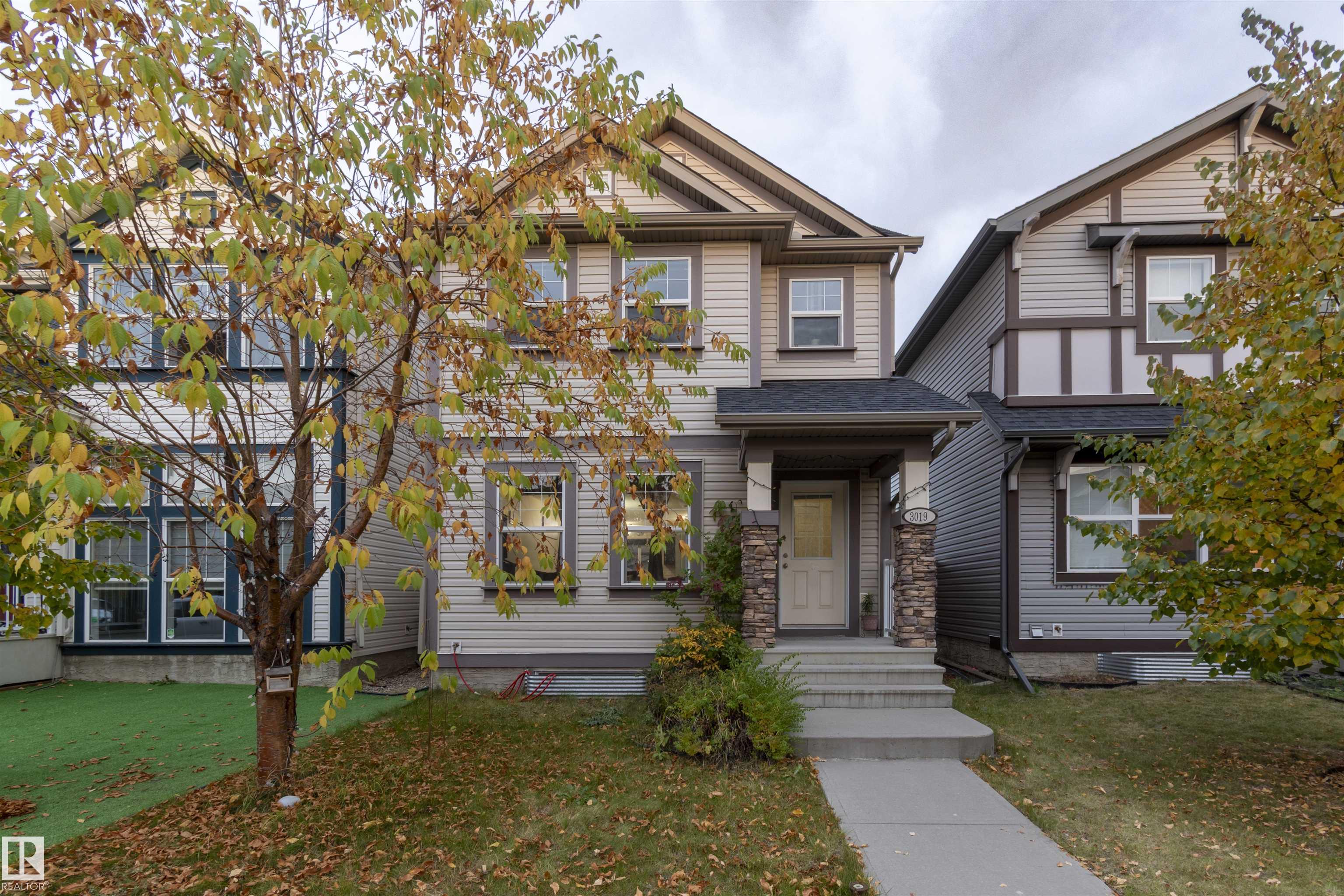 3019 ARTHURS Crescent, E4461597, Alberta,