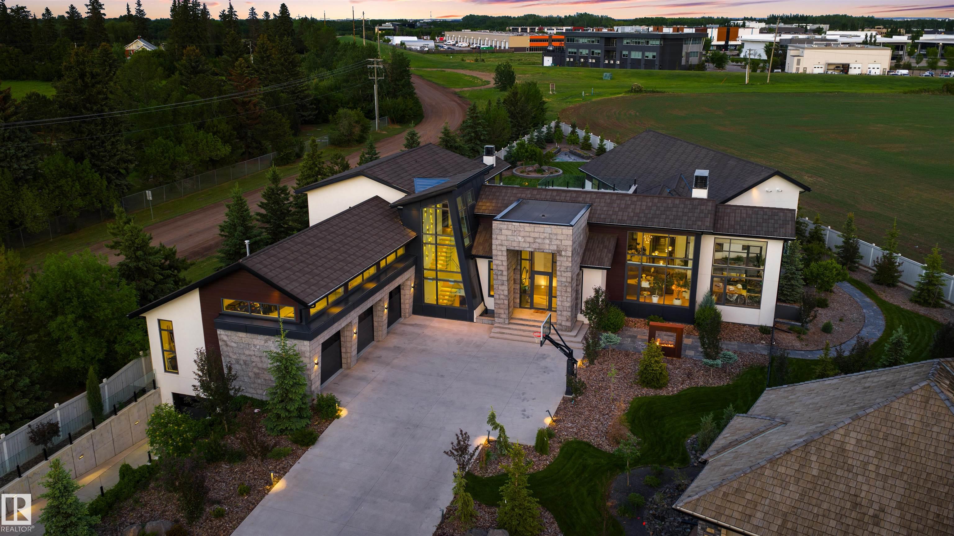 46 KINGSFORD Crescent, E4461627, Alberta,