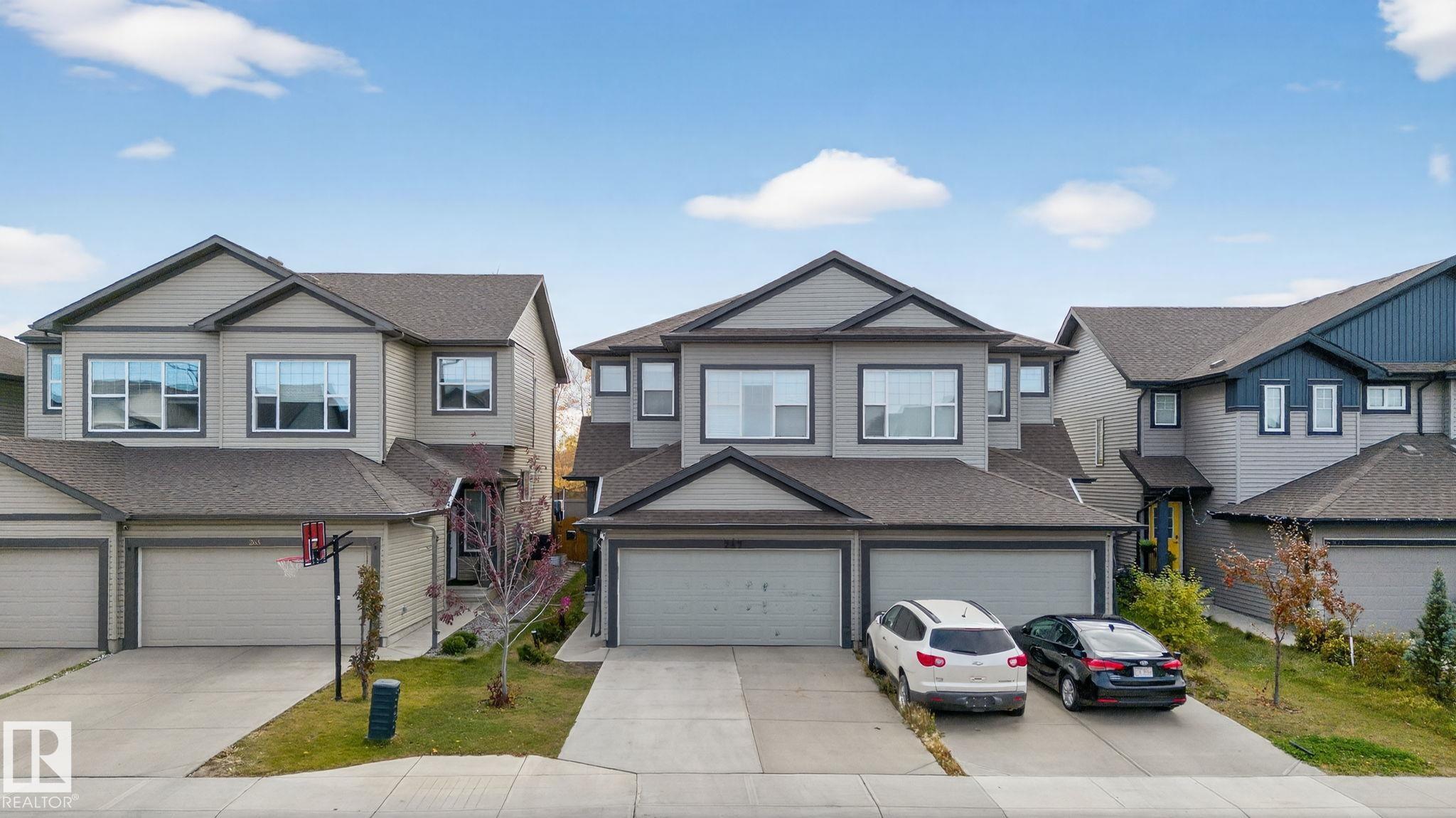 Second View of 267 39 ave, Maple Crest, Edmonton, Alberta, T6T 2K2