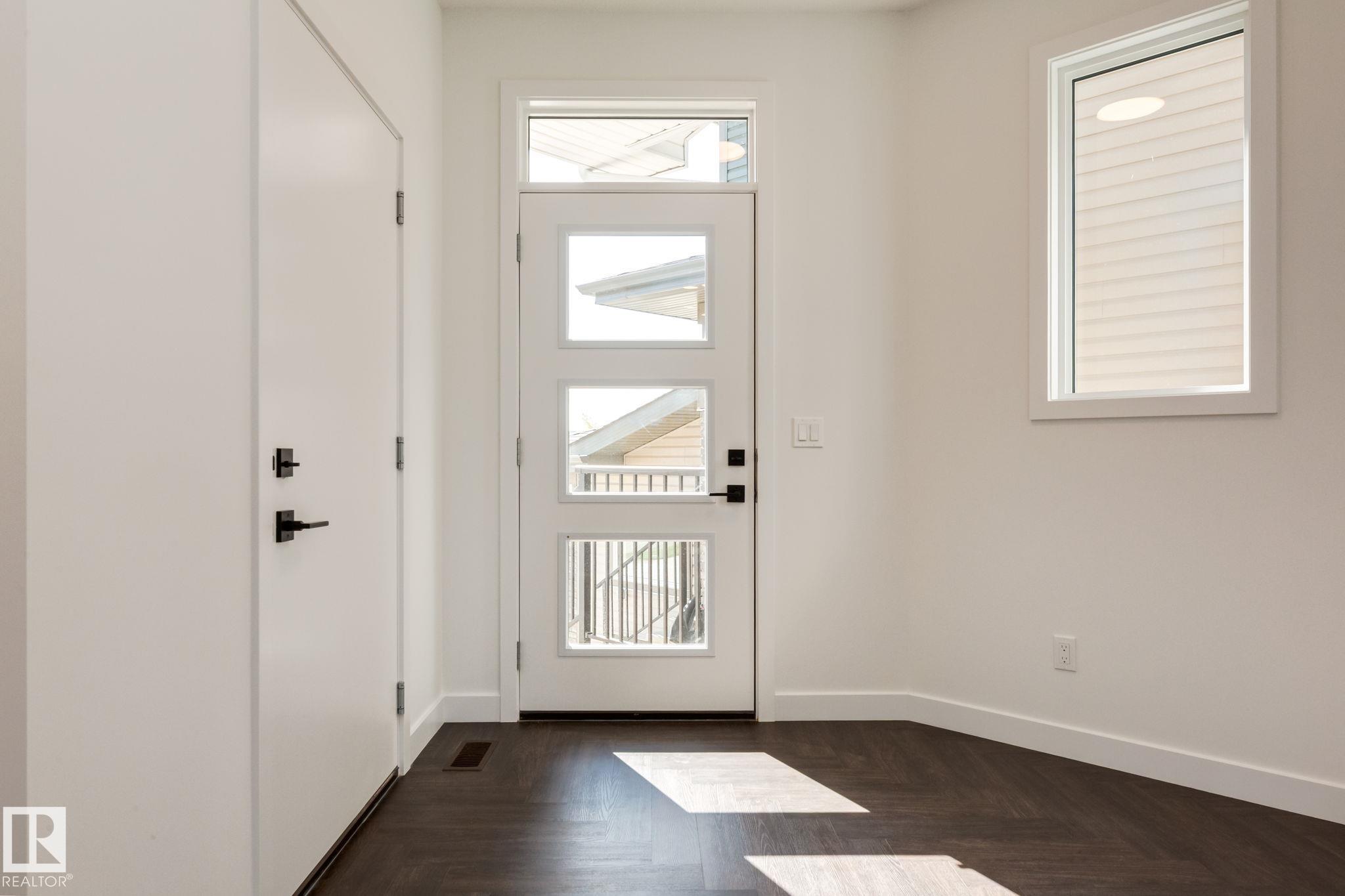2128 CROSSBILL Lane, E4461741, Alberta,