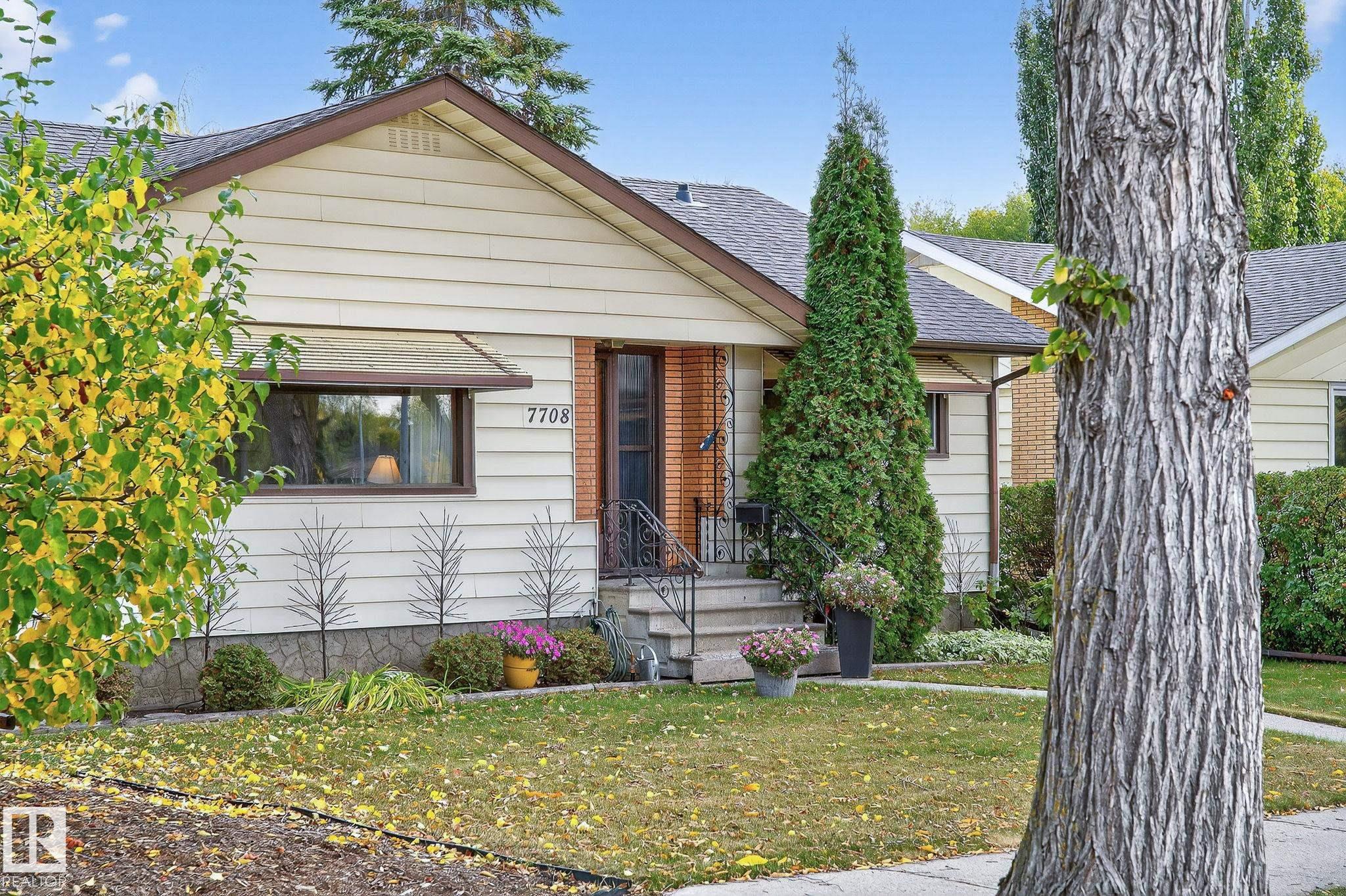 Fourth View of 7708 98A Avenue NW, Forest Heights (Edmonton), Edmonton, Alberta, T6C 0C5
