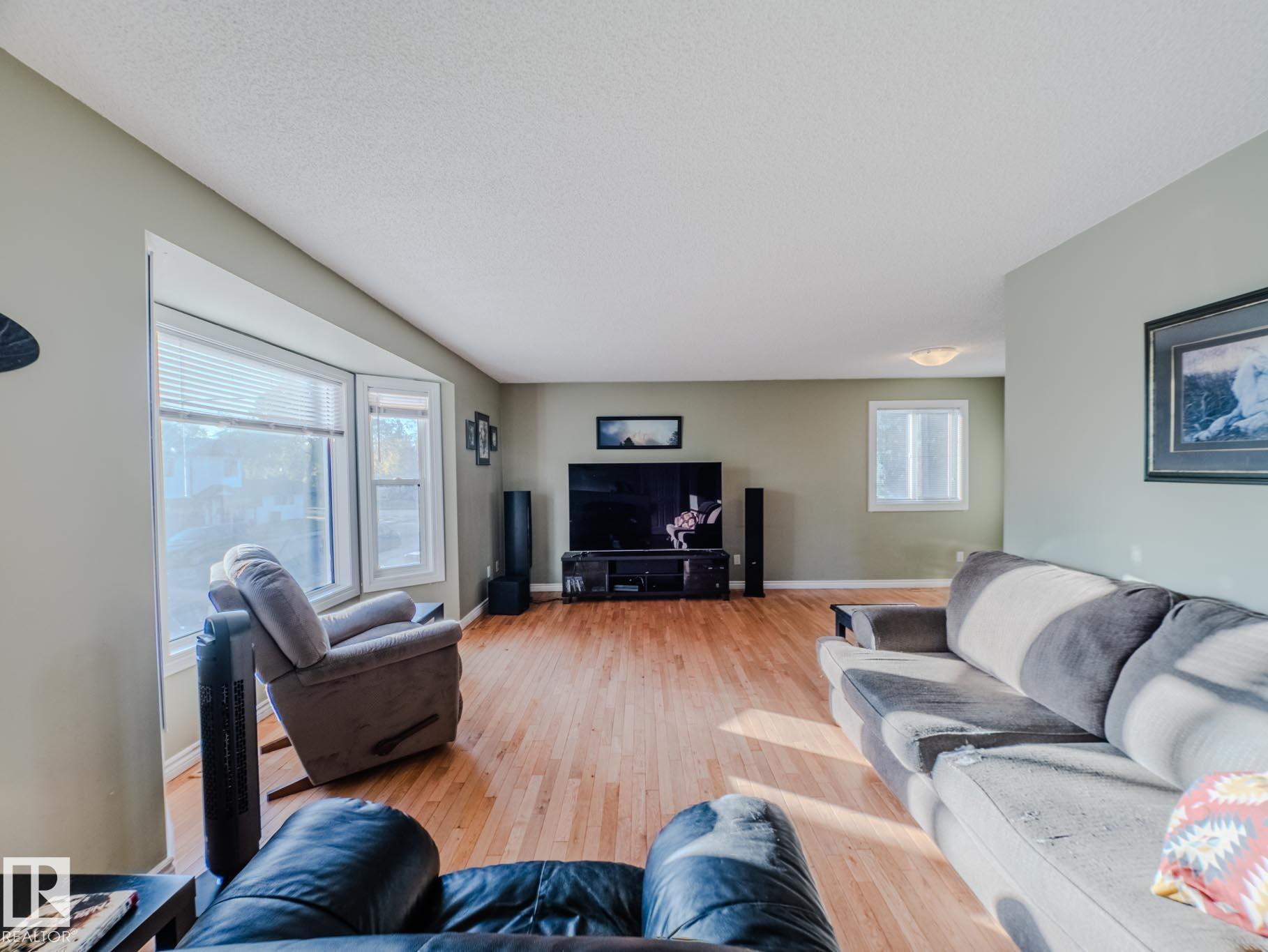Third View of 11410 46 Street, Beverly Heights, Edmonton, Alberta, T5W 5E4
