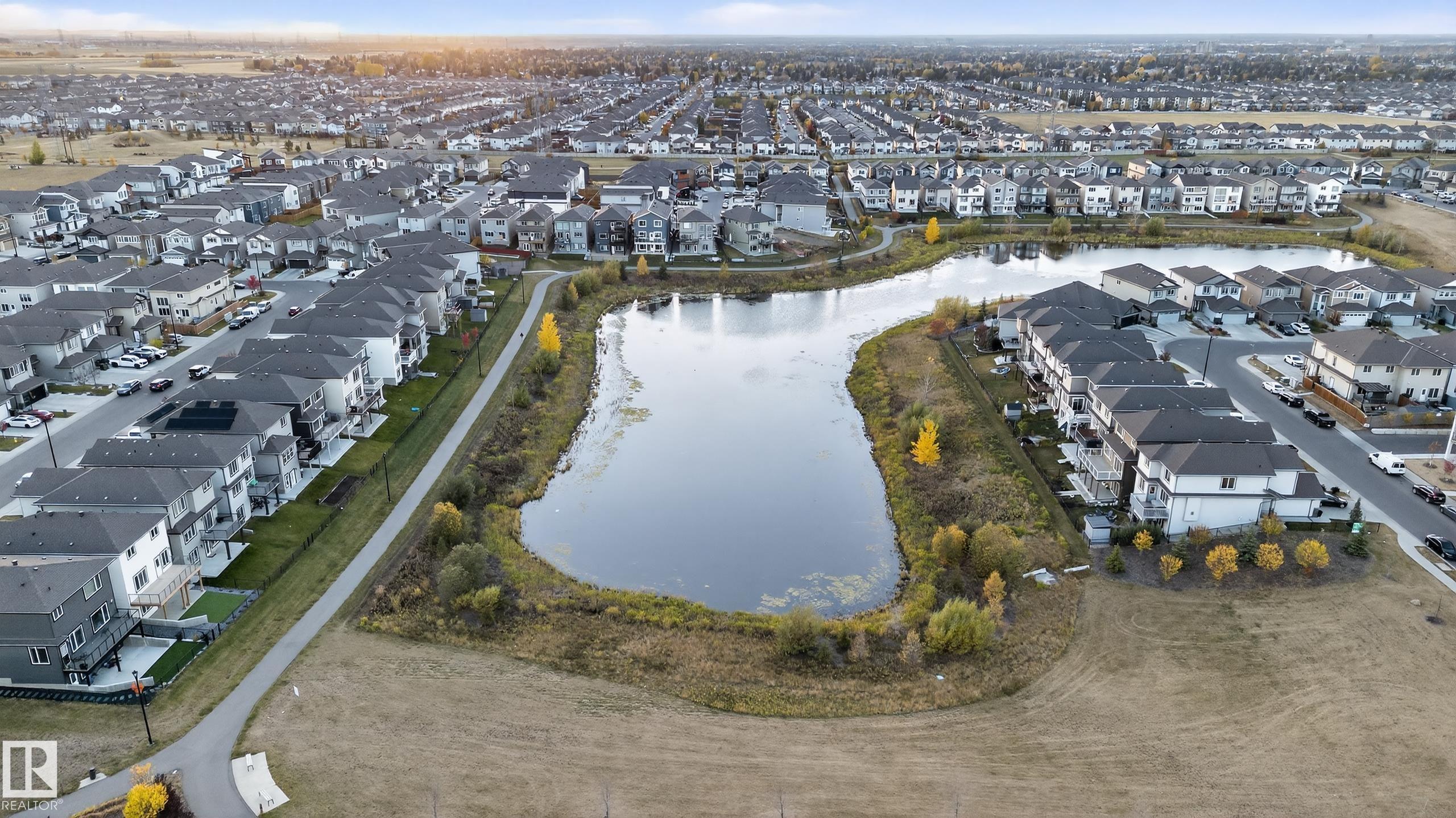 Third View of 1536 22 ST NW, Laurel, Edmonton, Alberta, T6T 2B8
