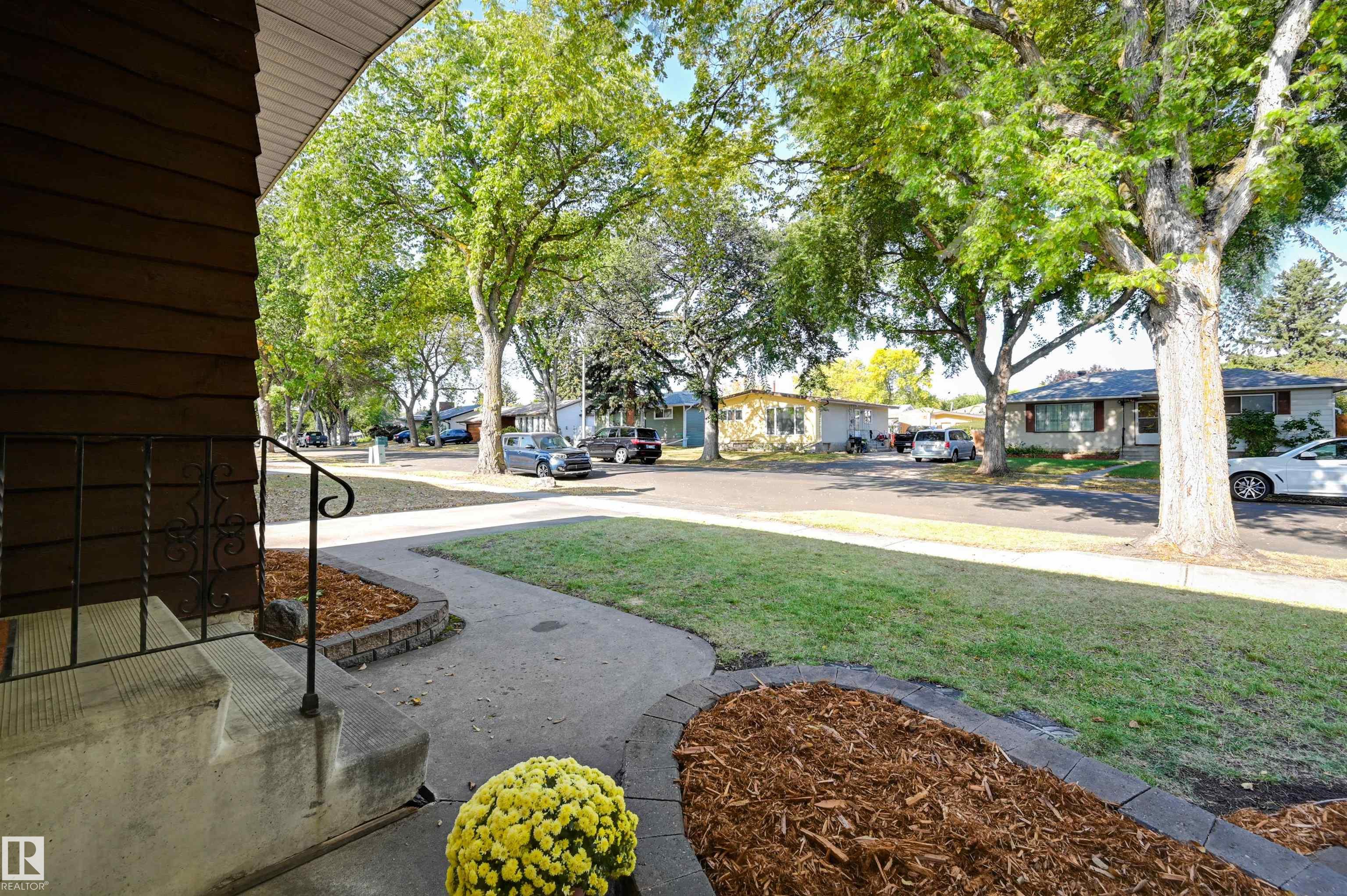 Fifth View of 6211 148 Avenue NW, Mcleod, Edmonton, Alberta, T5A 1V2