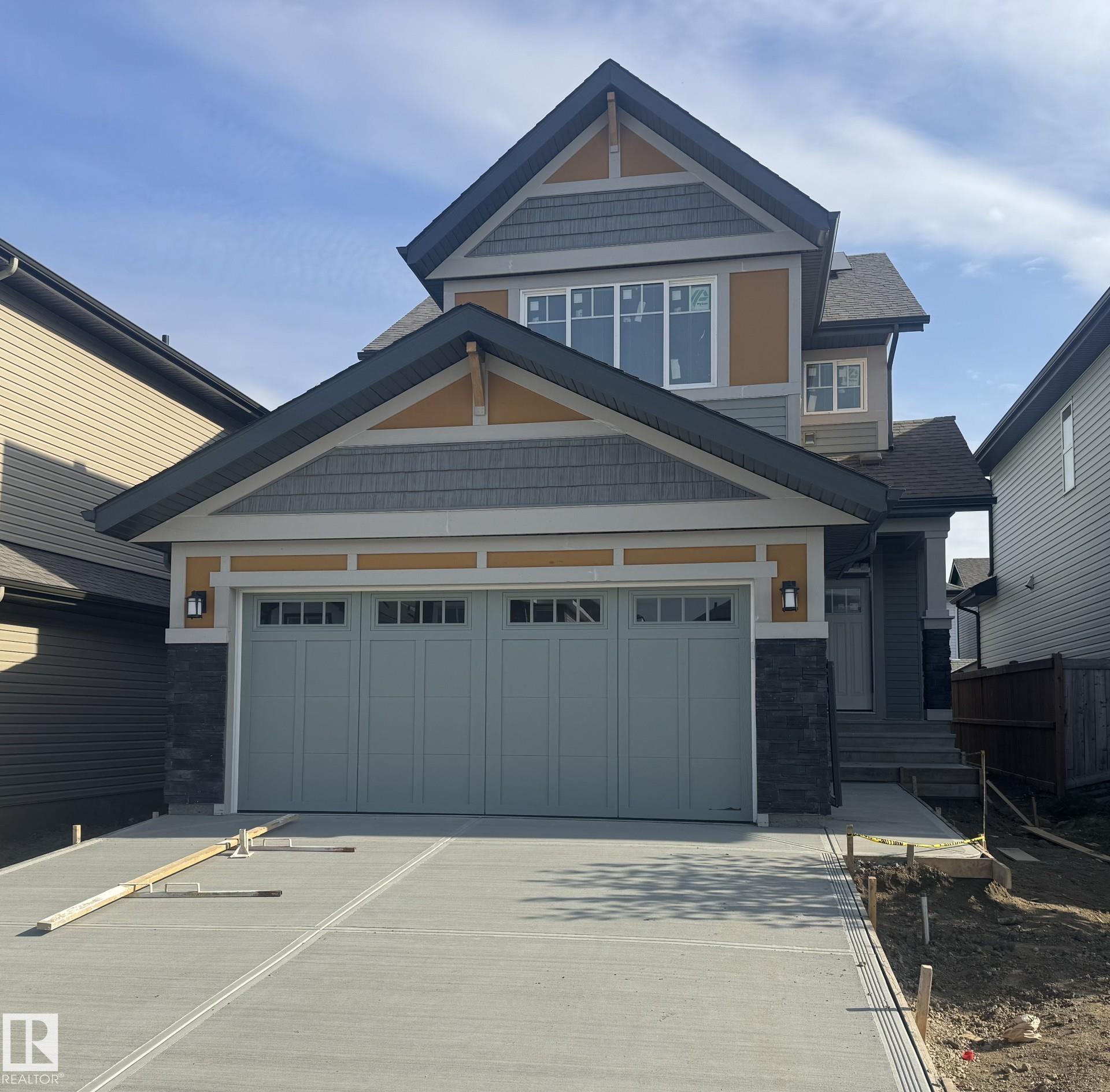 86 SUNLAND Way, E4461993, Alberta,