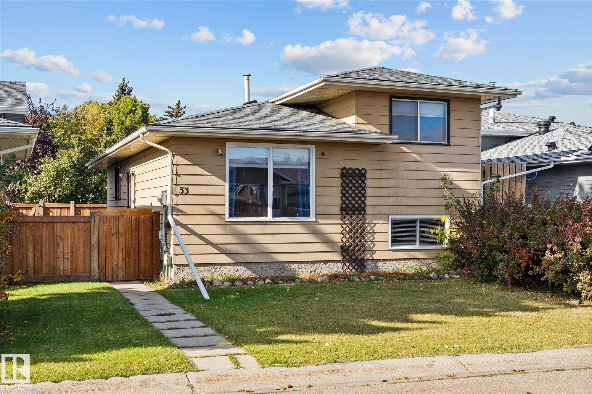 33 WESTGLEN Crescent, E4462112, Alberta,