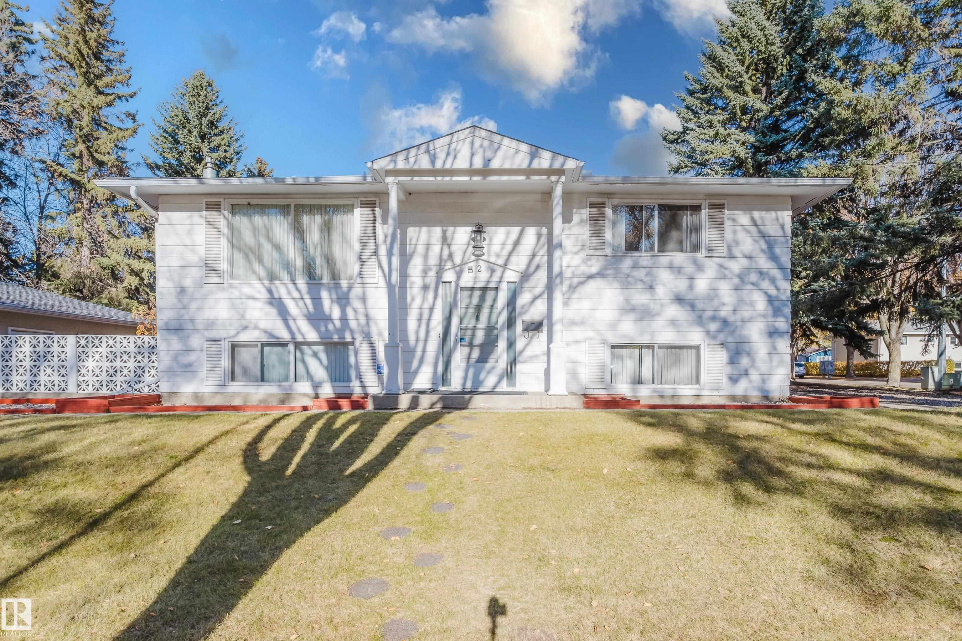 2 Fleetwood Cr, E4462197, Alberta,