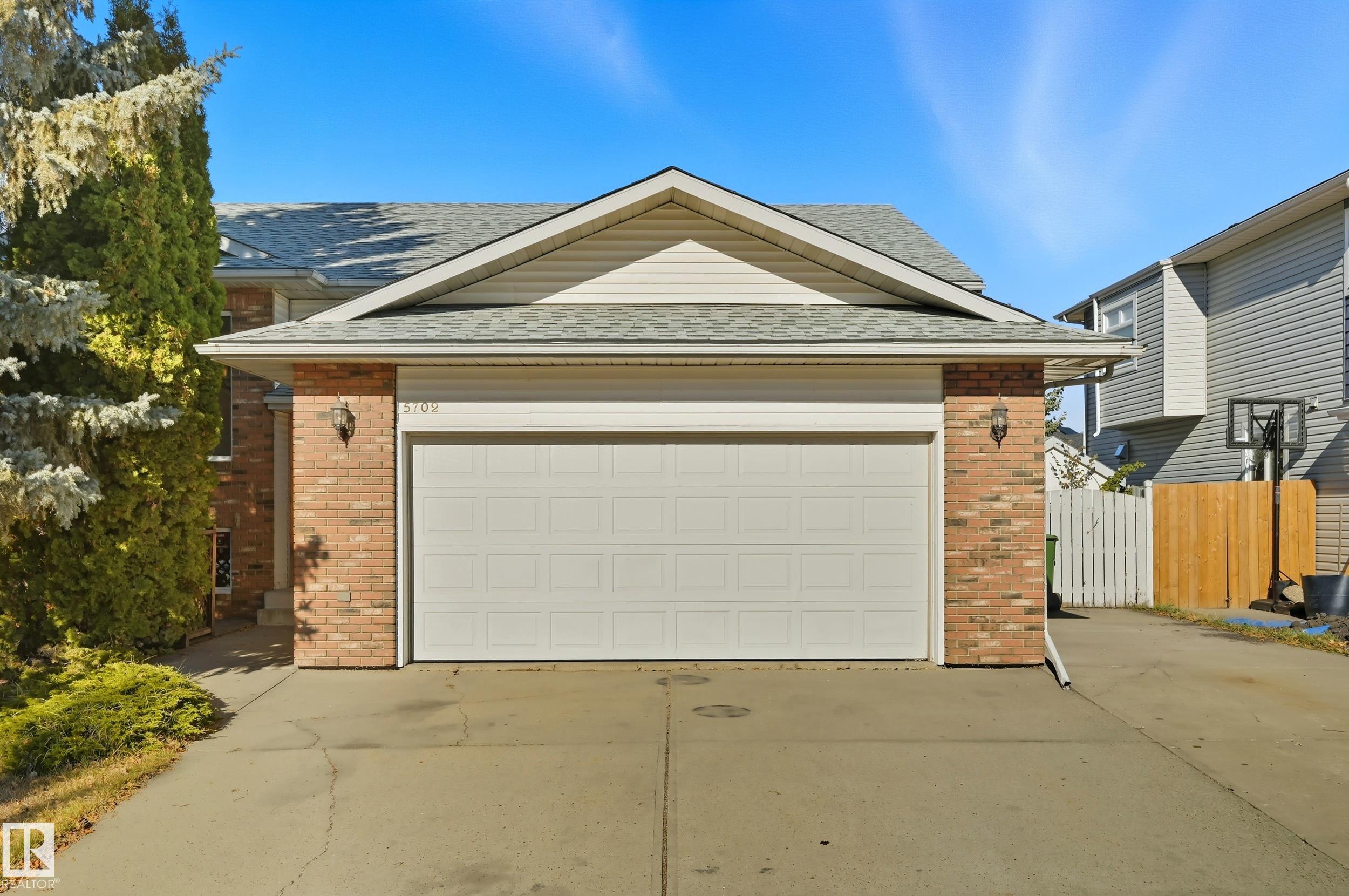 5702 57 Avenue, E4462454, Alberta,