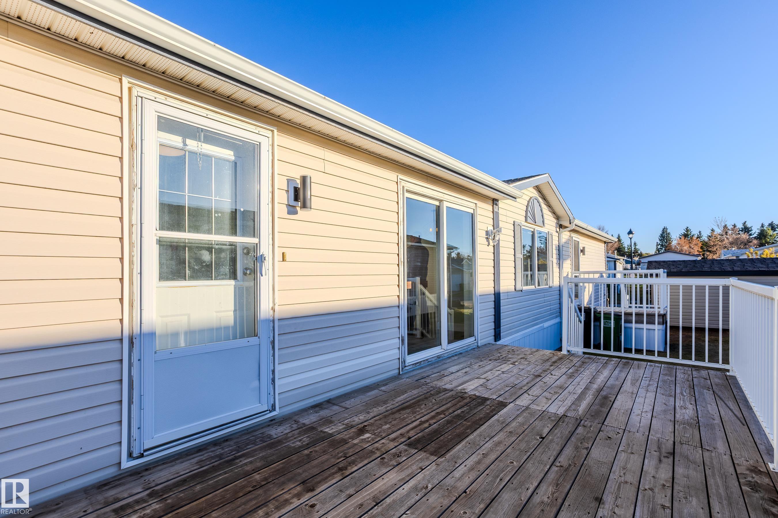 Fifth View of 514 Maple Wood Crescent NW, Maple Ridge (Edmonton), Edmonton, Alberta, T6P 0A9