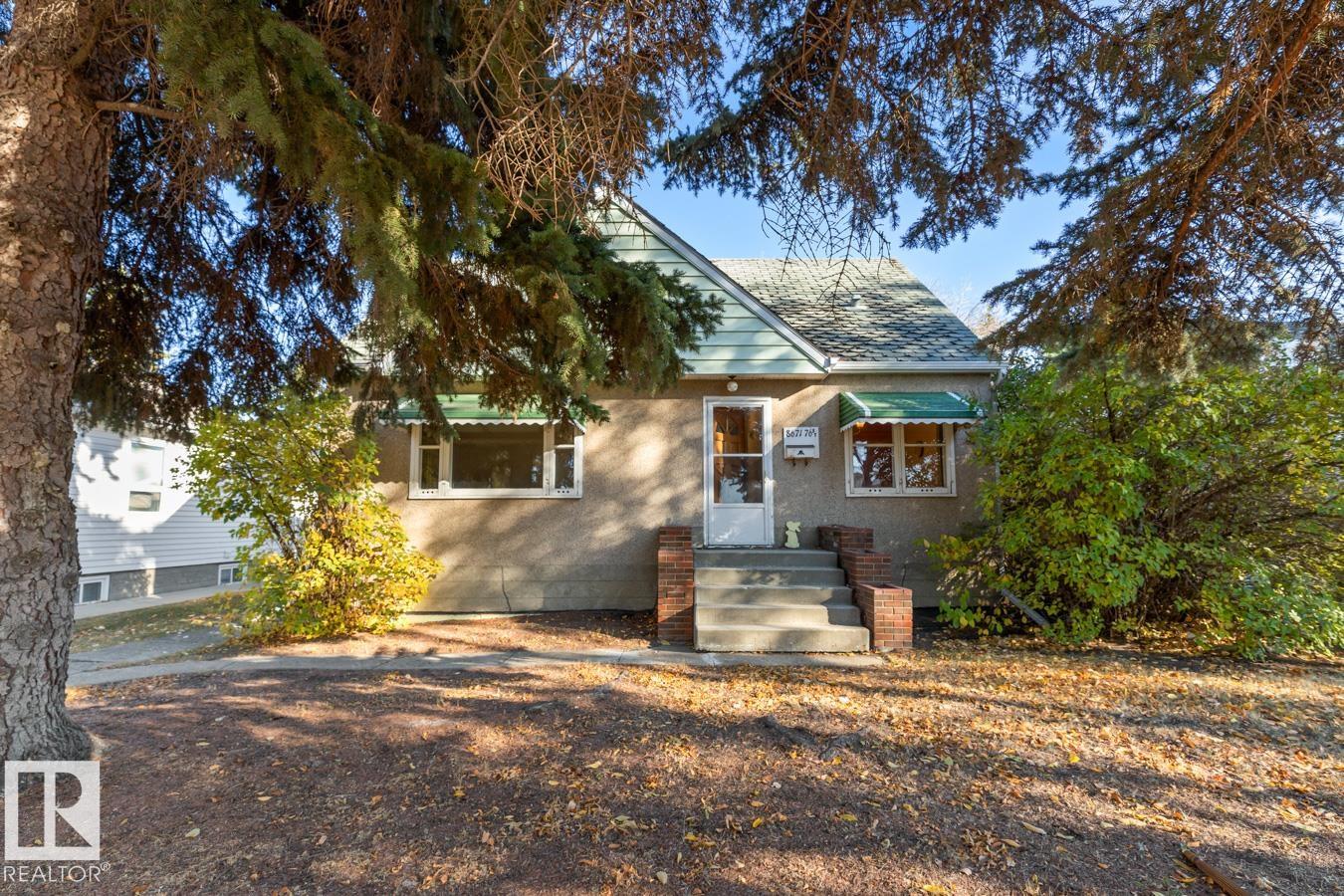 8671 76 Street, E4462608, Alberta,