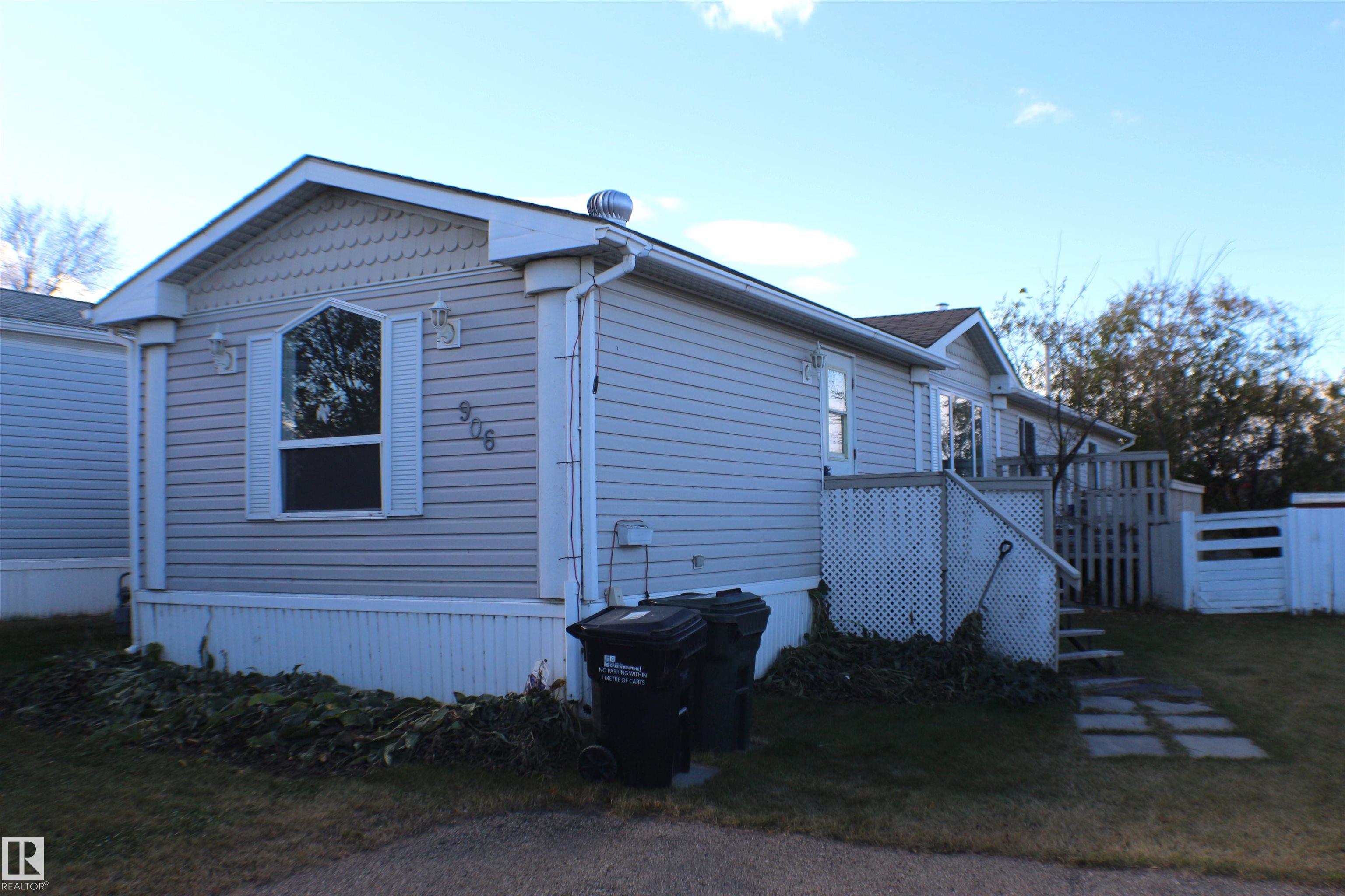 906 Jubilee Close, E4462656, Alberta,