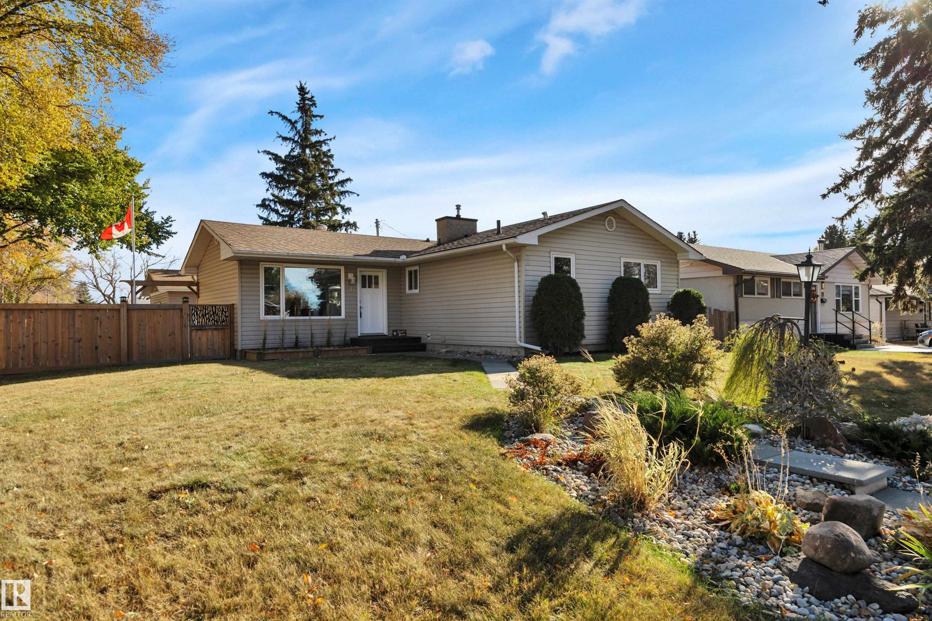 4 SUNSET Boulevard, E4462682, Alberta,