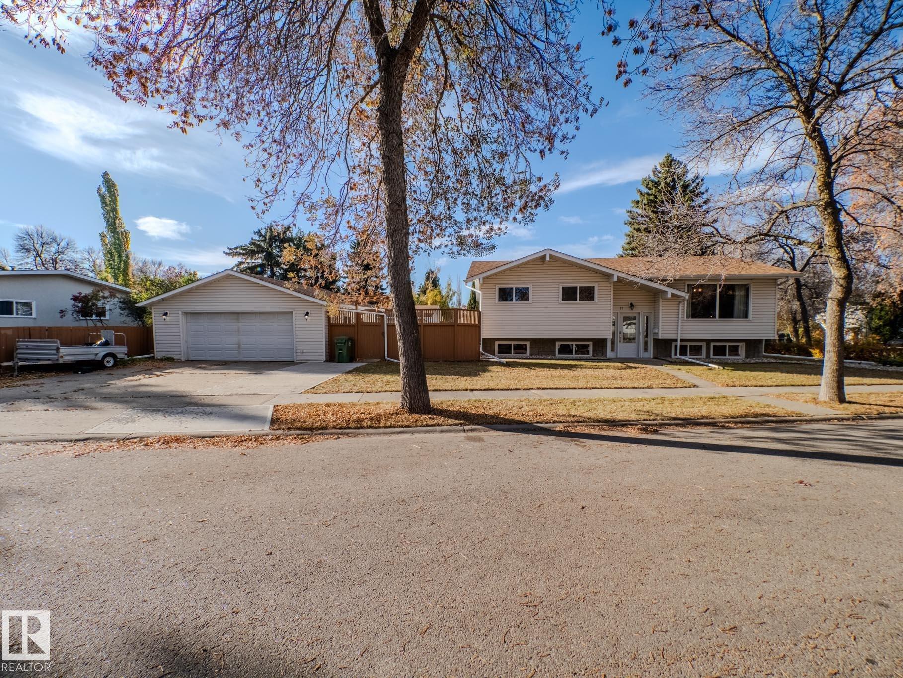 11 Falcon Crescent, E4462758, Alberta,