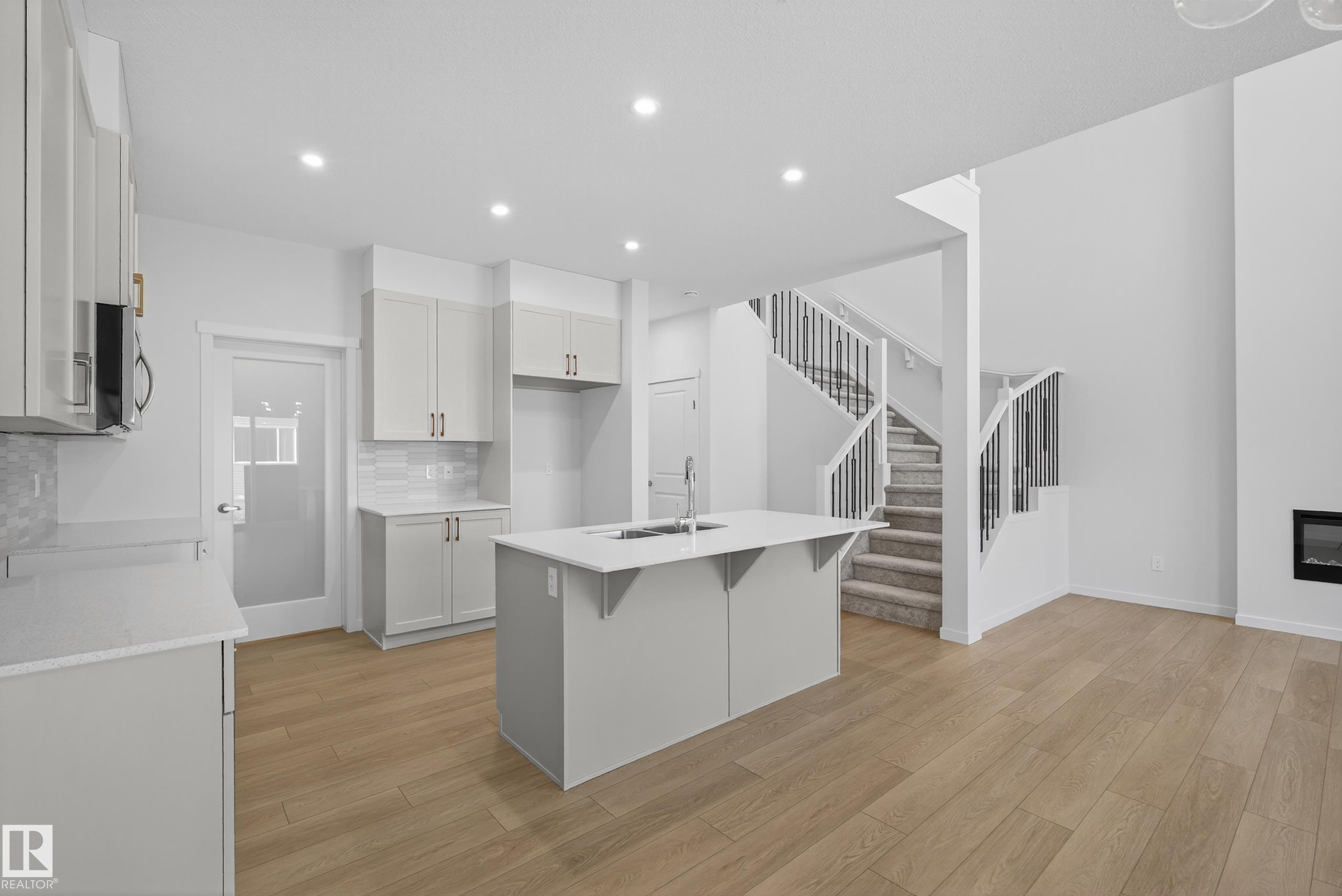 2153 194A Street, E4462771, Alberta,