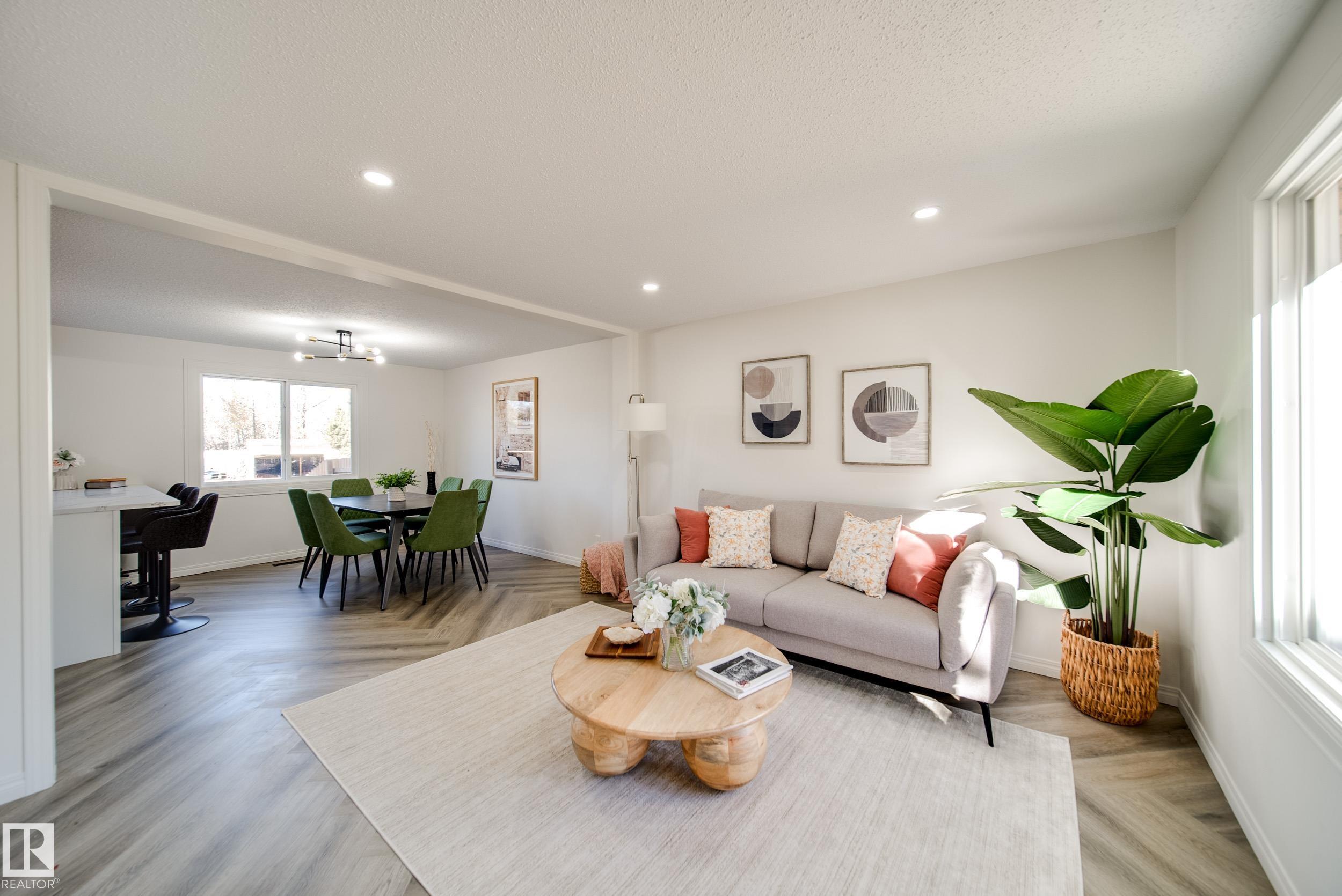 289 RIDGEWOOD, E4462857, Alberta,