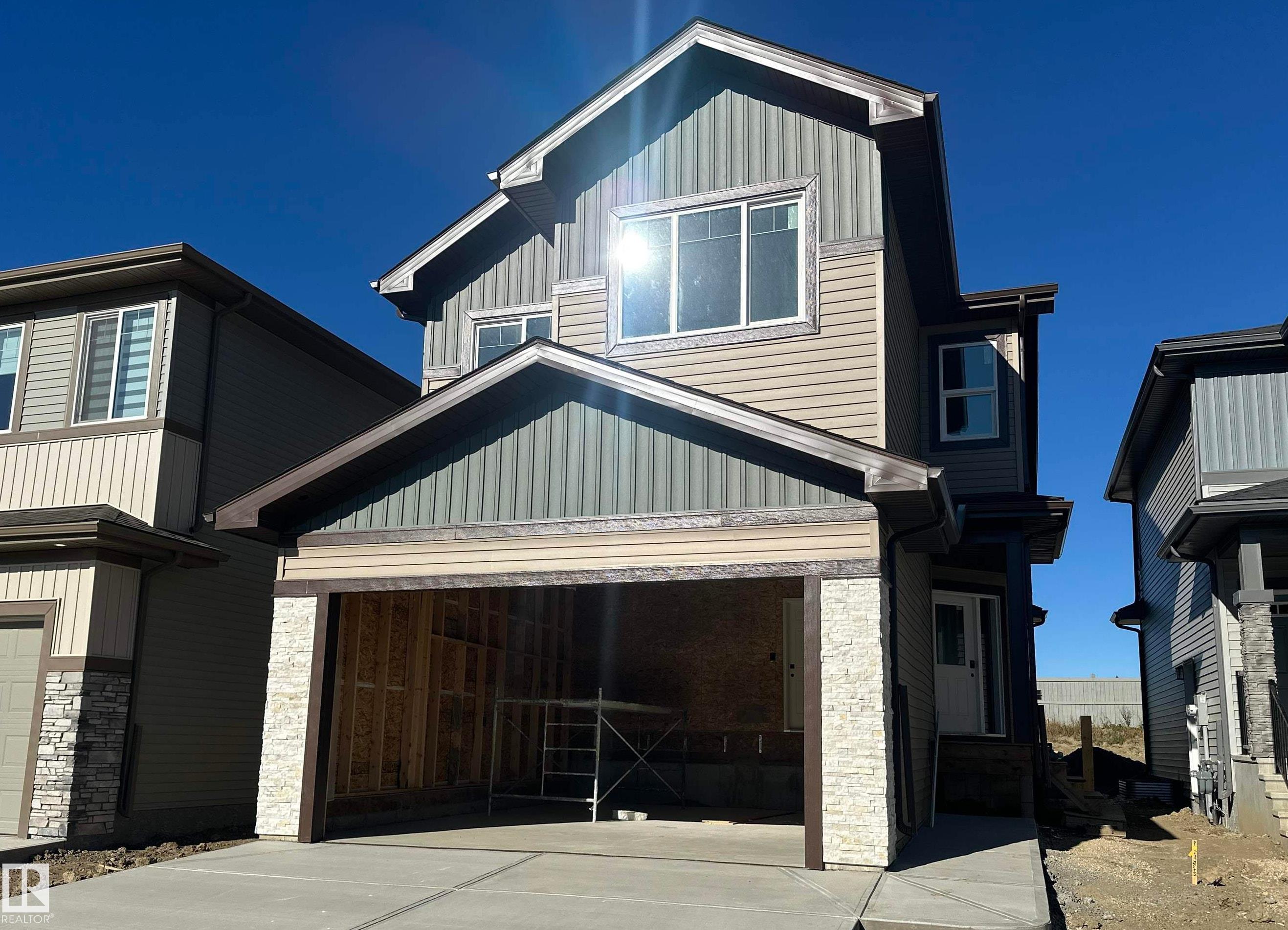 165 CALEDON Crescent, E4462954, Alberta,