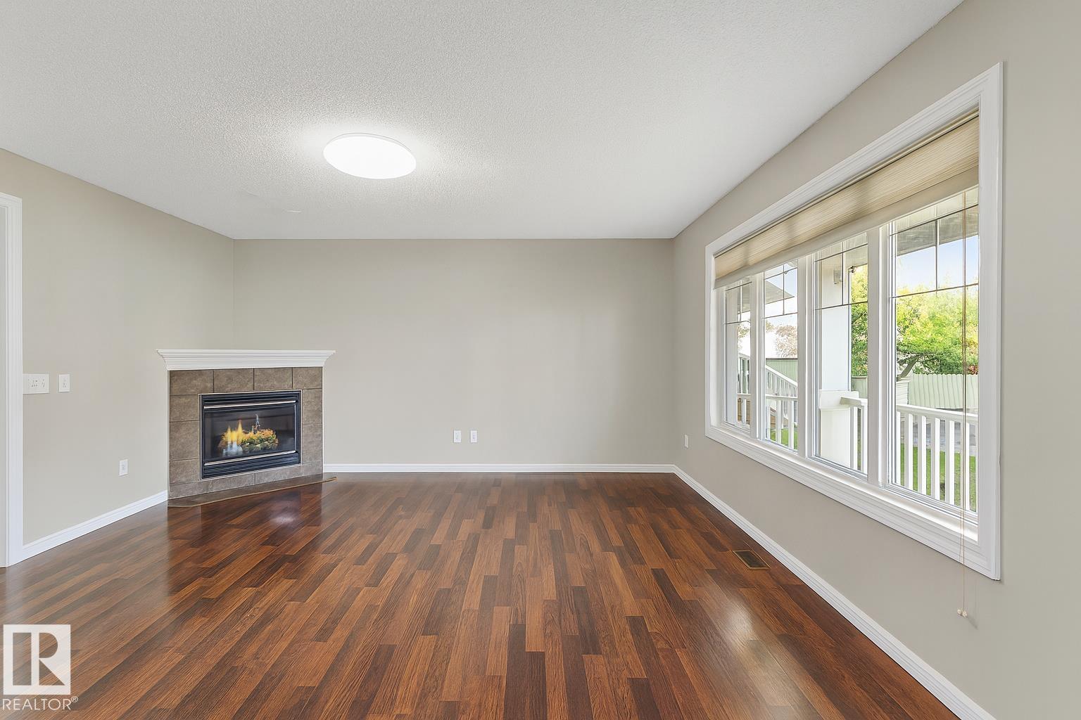 Fourth View of 21355 91 Avenue, Suder Greens, Edmonton, Alberta, T5T 6Y9