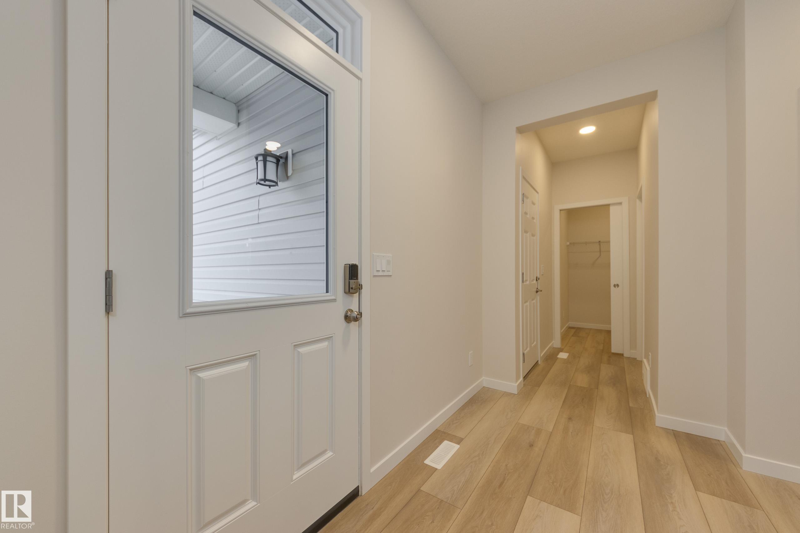 Third View of 126 SUNLAND Way, Summerwood, Sherwood Park, Alberta, T8H 2Y6