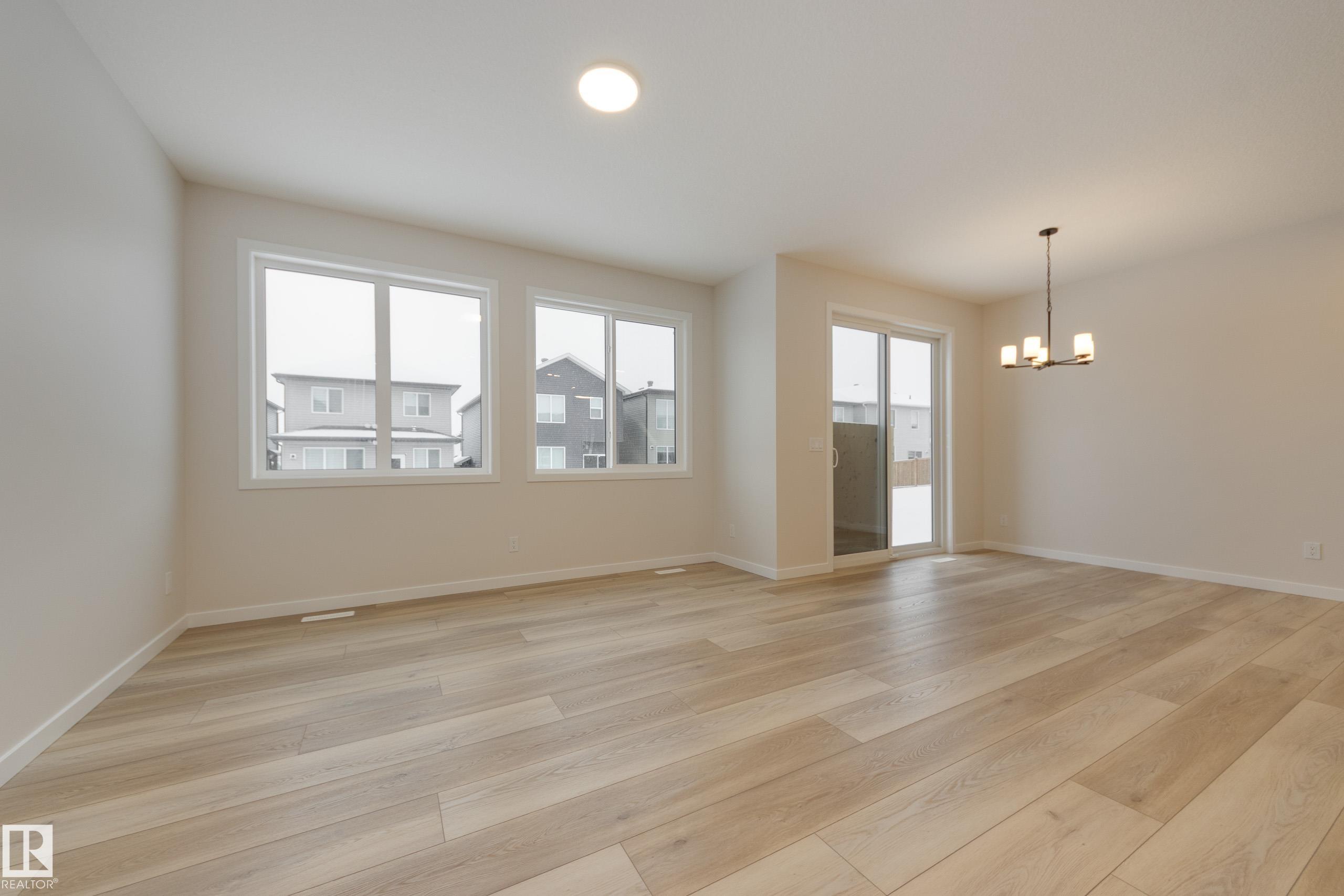 Fifth View of 126 SUNLAND Way, Summerwood, Sherwood Park, Alberta, T8H 2Y6