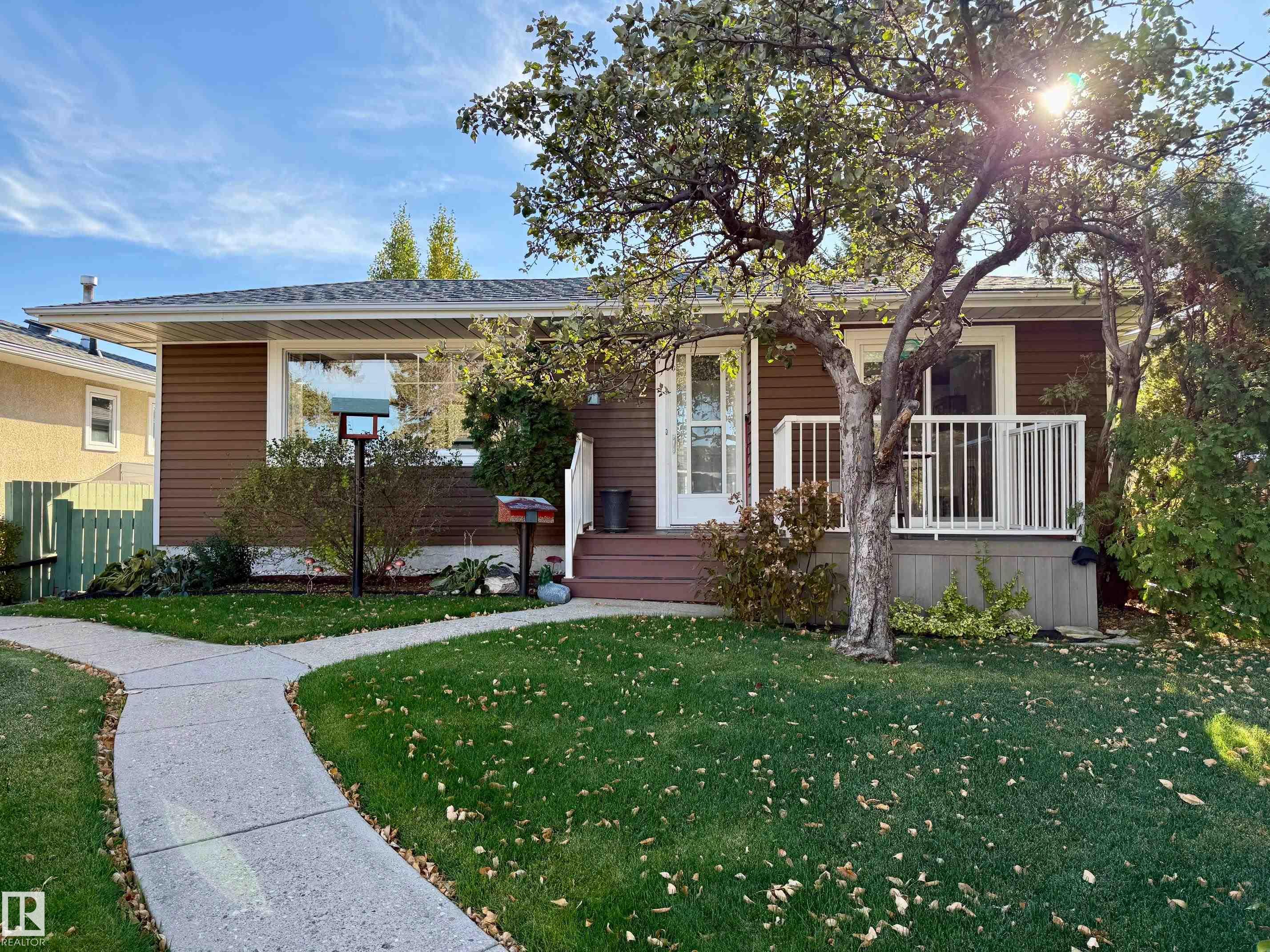 2 ATHAPASKAN Drive, E4462979, Alberta,