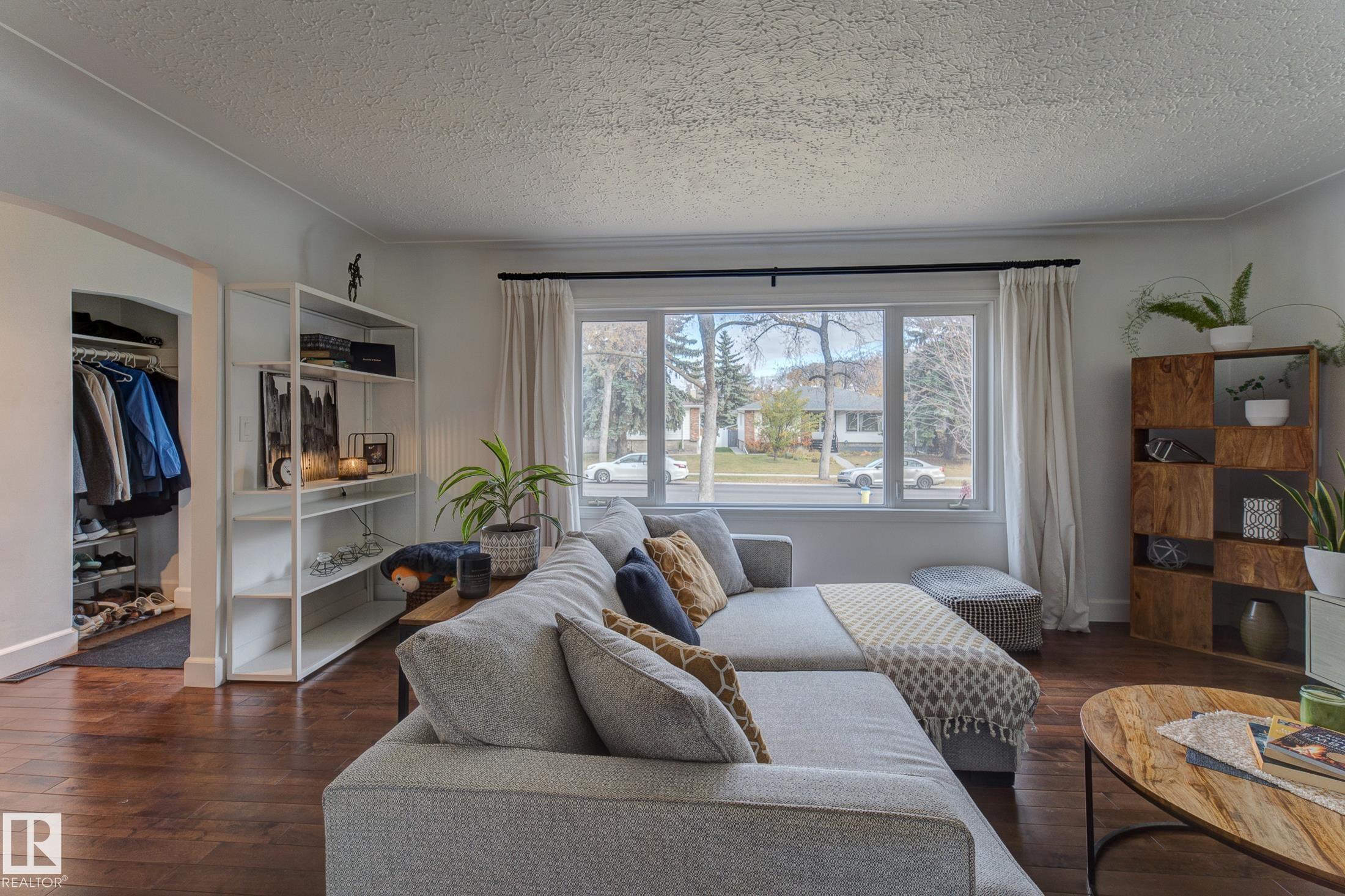 Fourth View of 13315 110 Avenue, North Glenora, Edmonton, Alberta, T5M 2M1