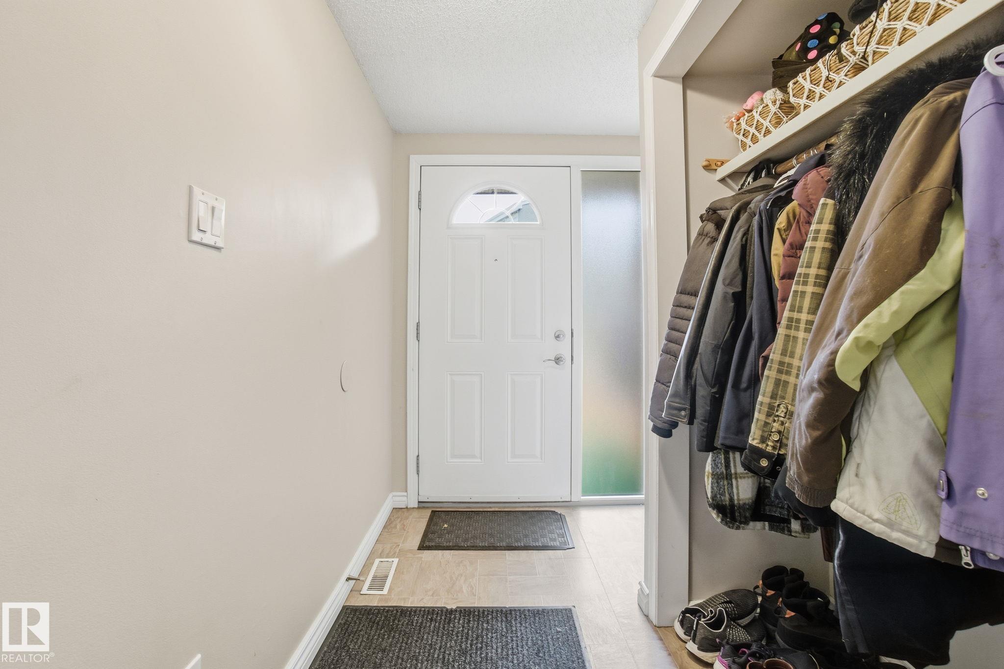 Third View of 5334 146 Avenue, Casselman, Edmonton, Alberta, T5A 3L6